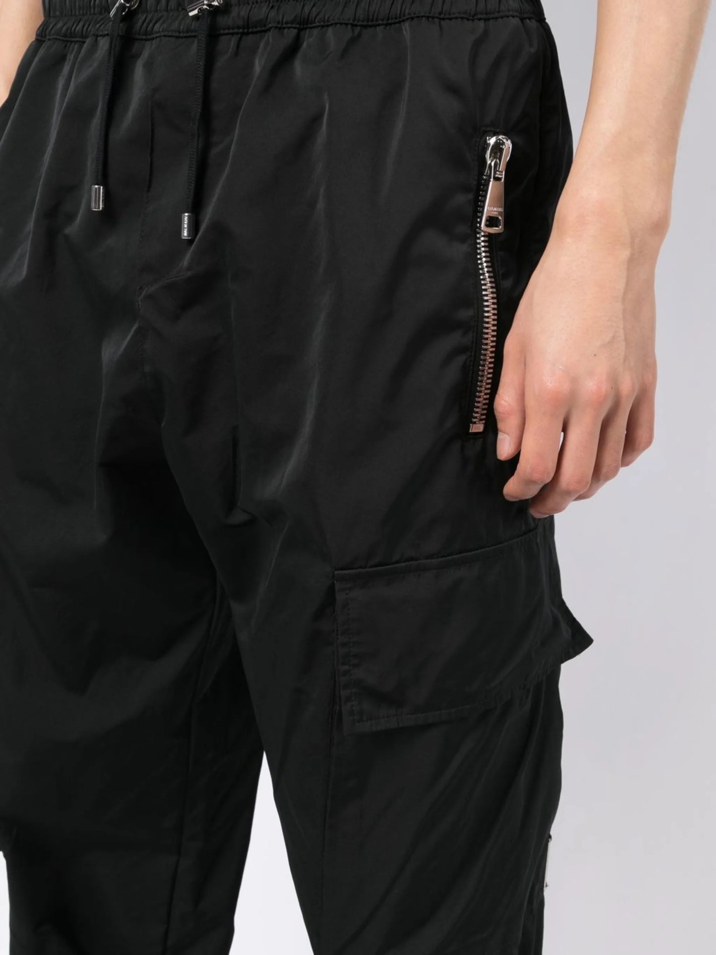 tapered cargo trousers