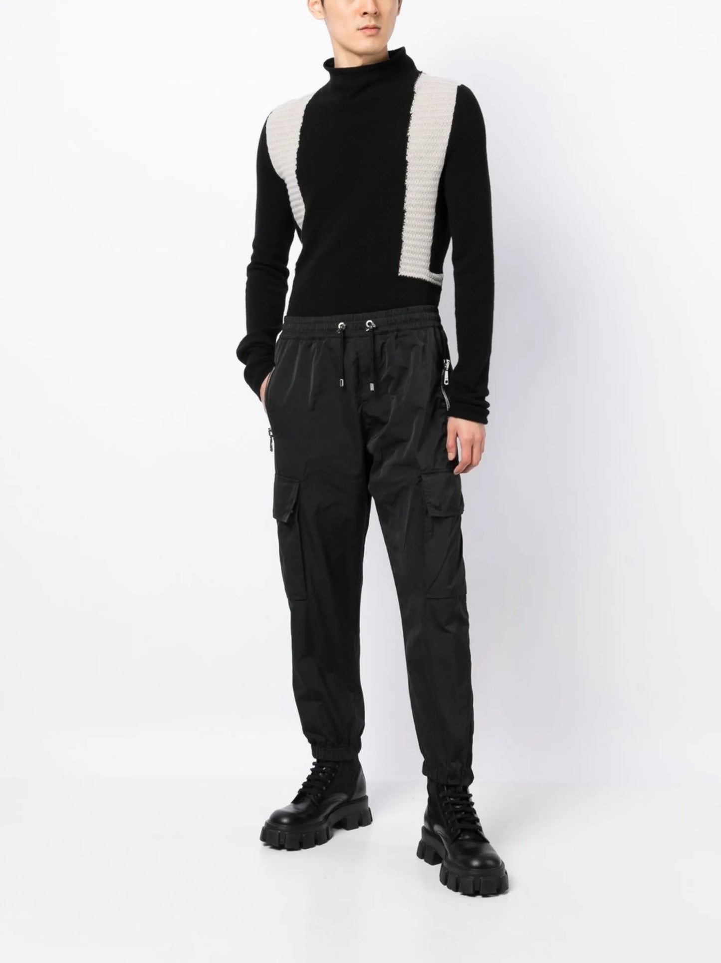 tapered cargo trousers
