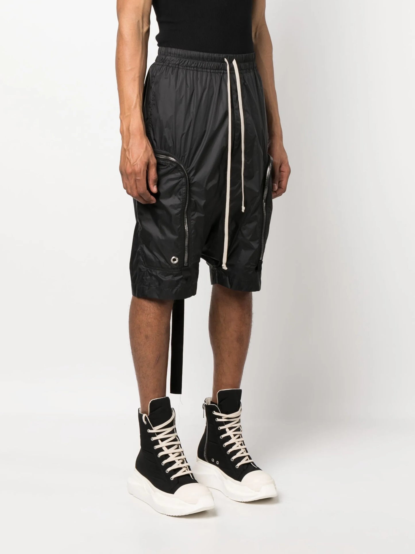 drawstring drop-crotch shorts