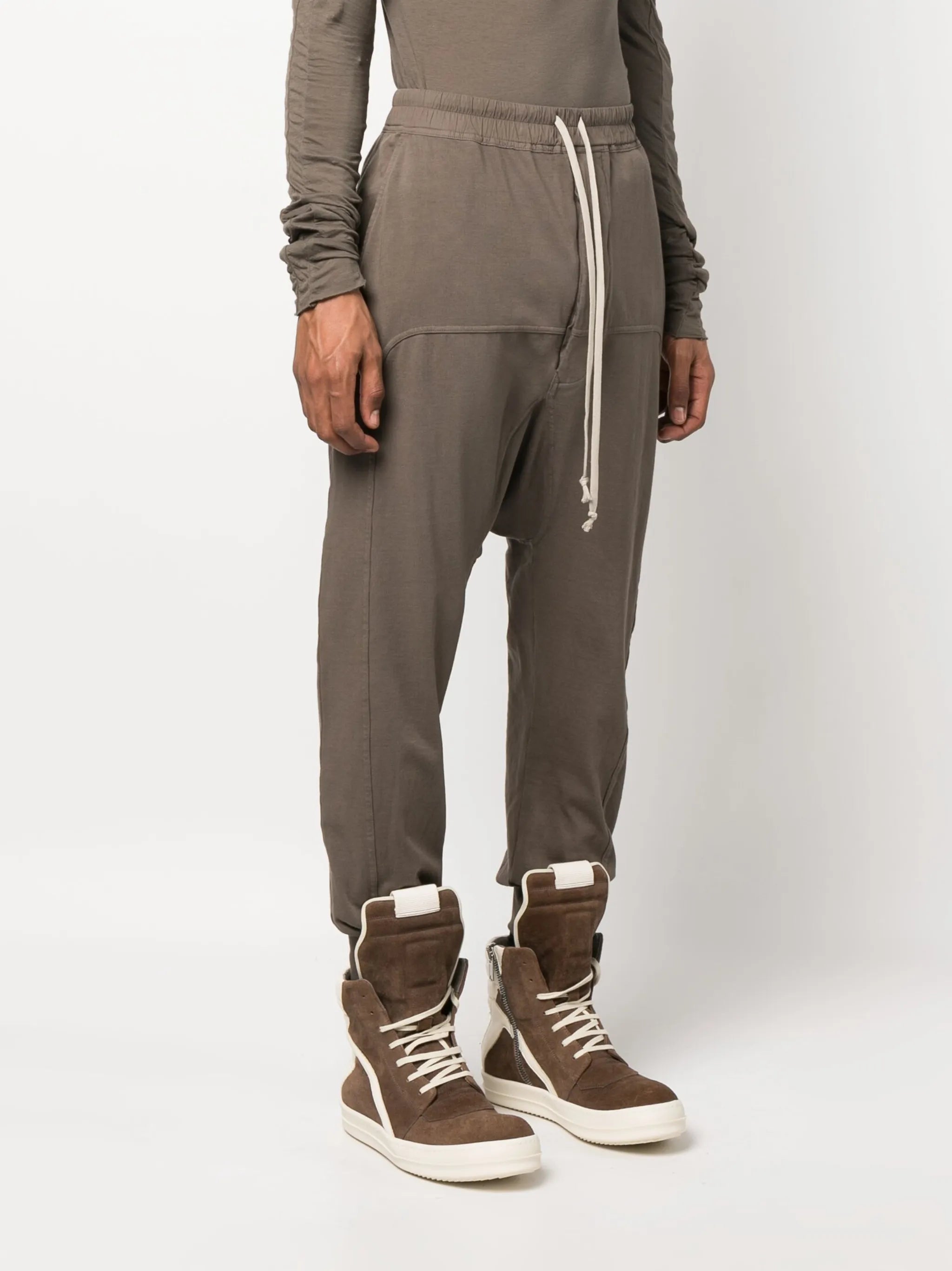 drawstring drop-crotch trousers