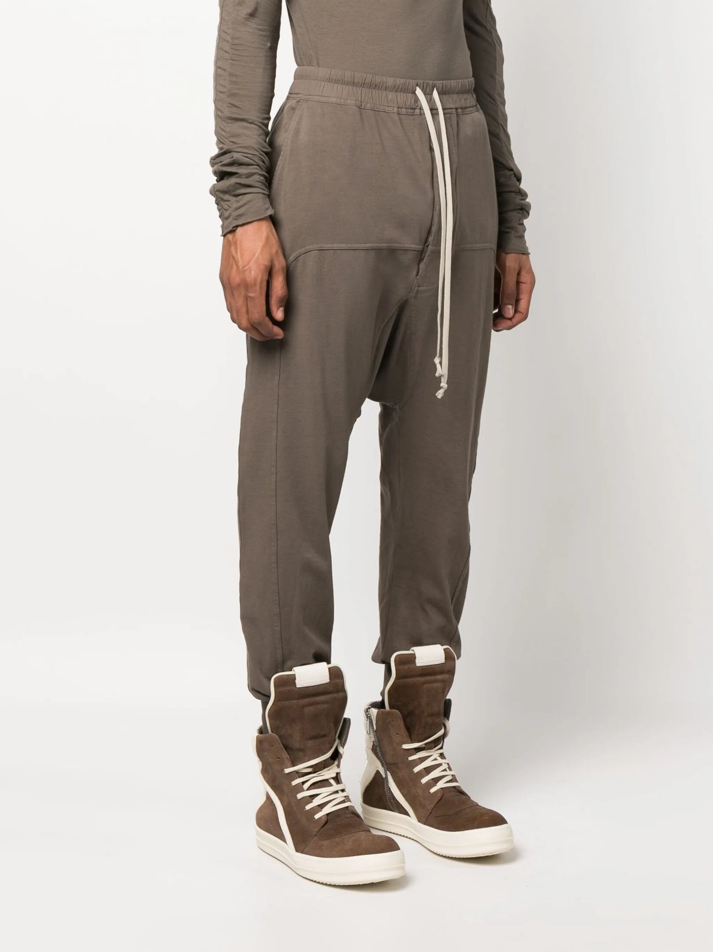 drawstring drop-crotch trousers