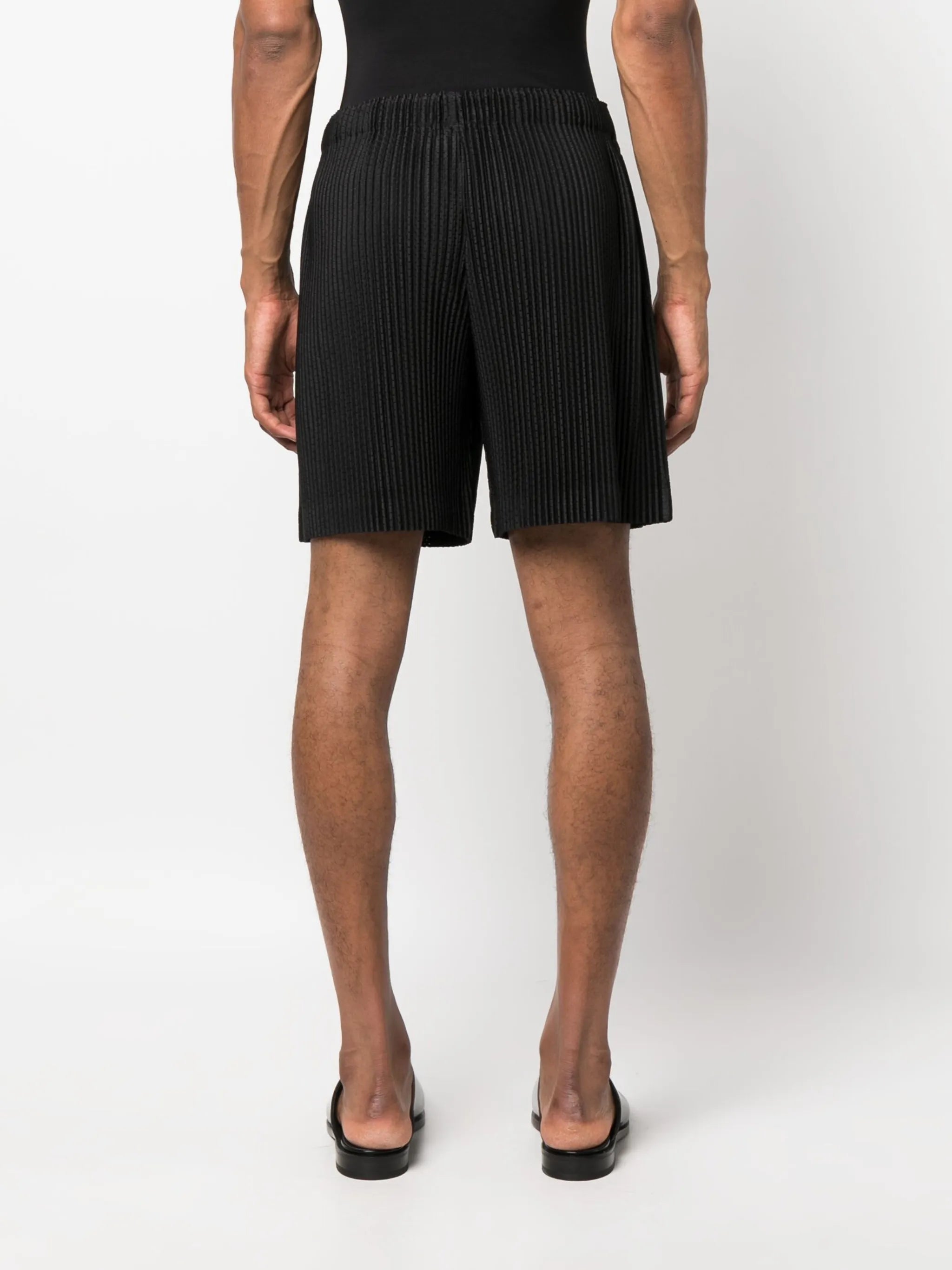 plissé-effect bermuda shorts