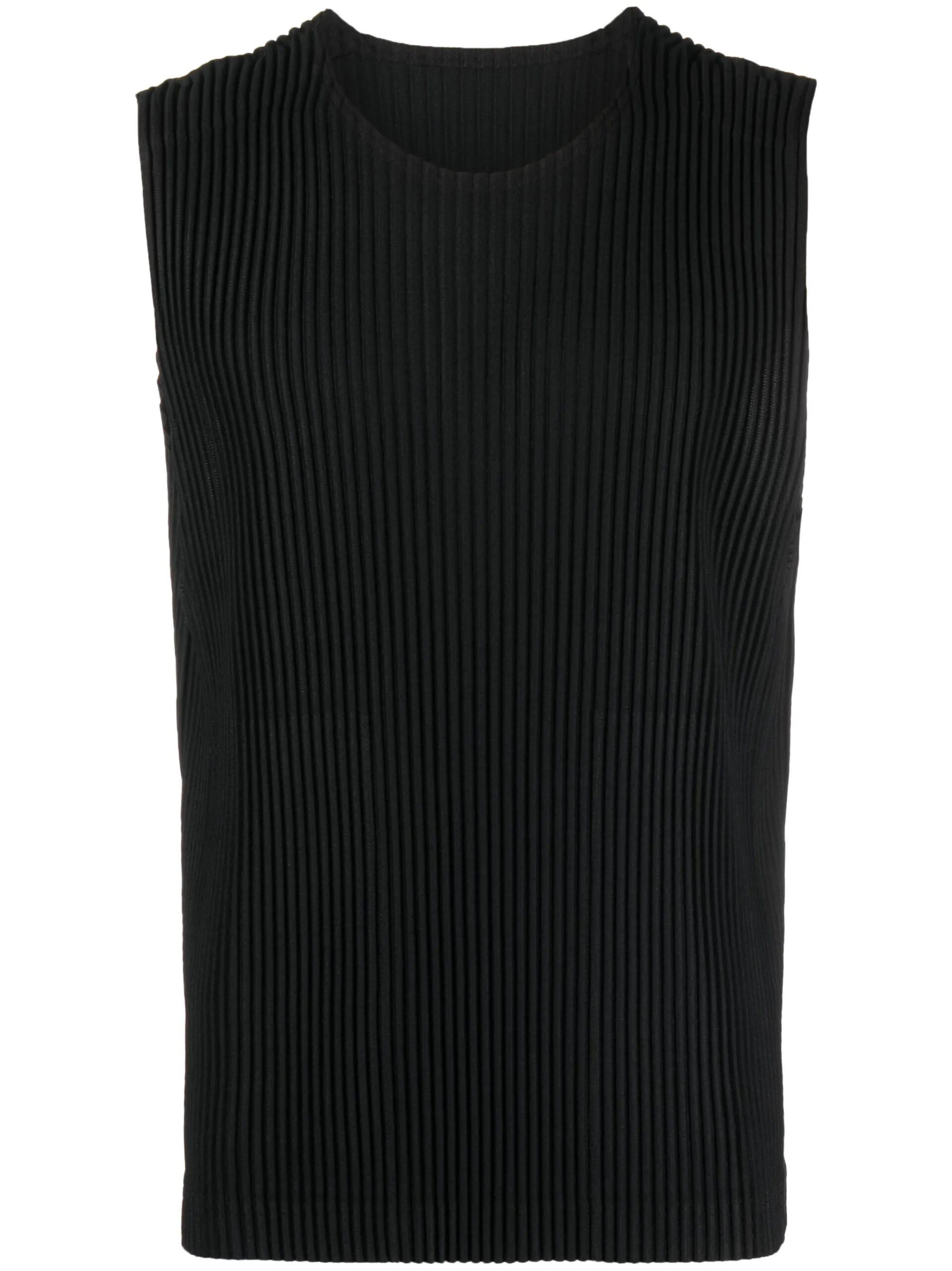 sleeveless pleated T-shirt