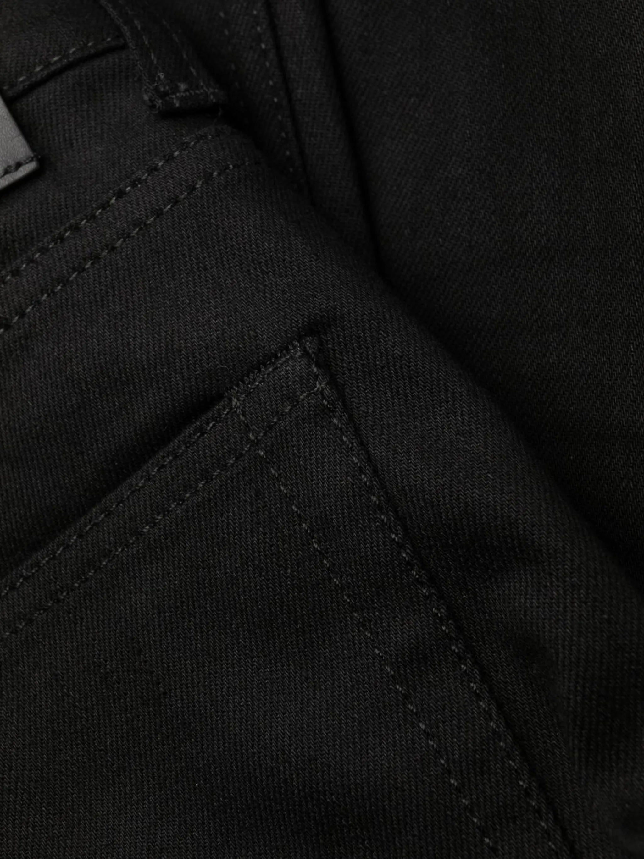 mid-rise skinny jeans