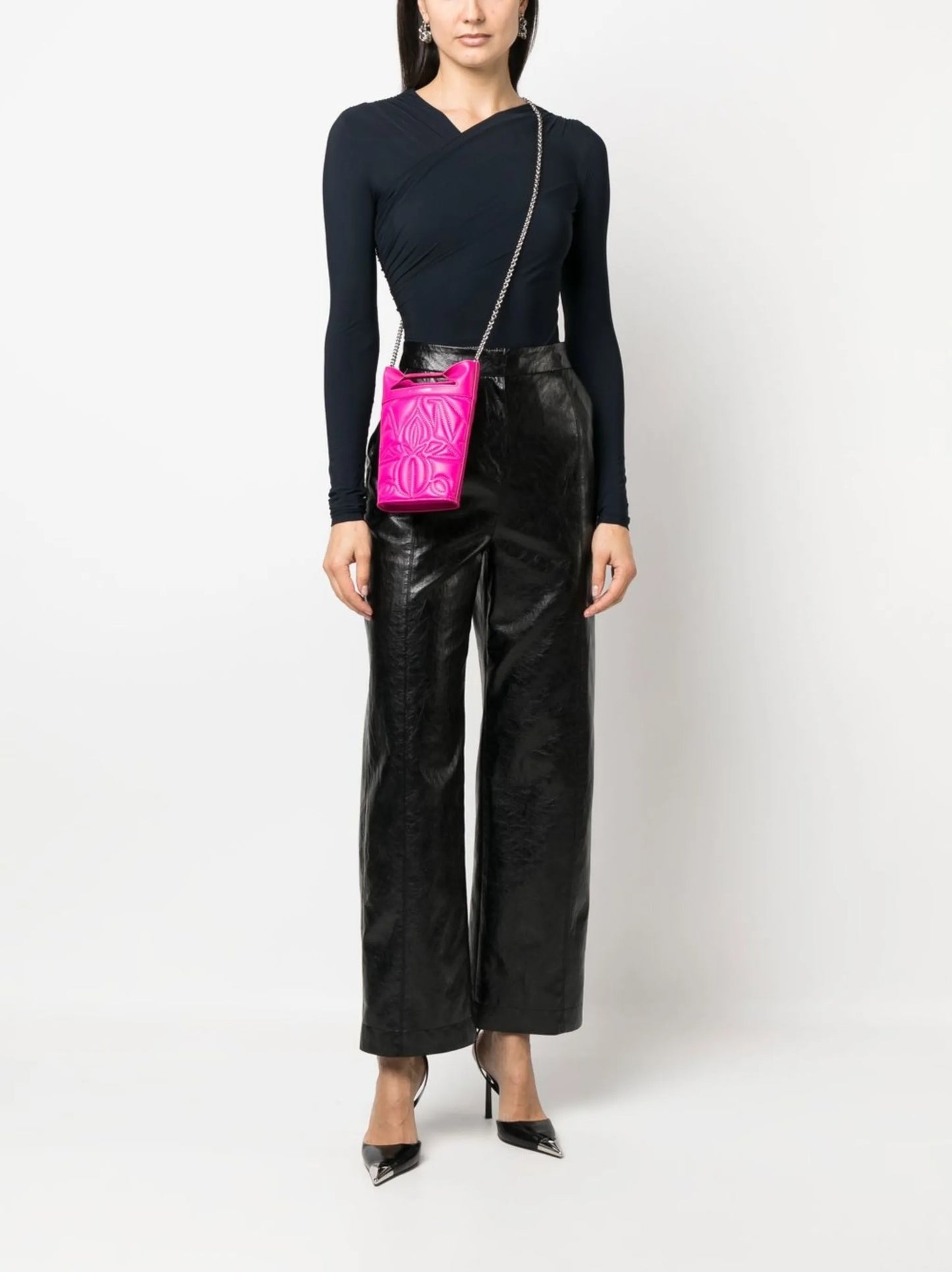 leather bucket bag