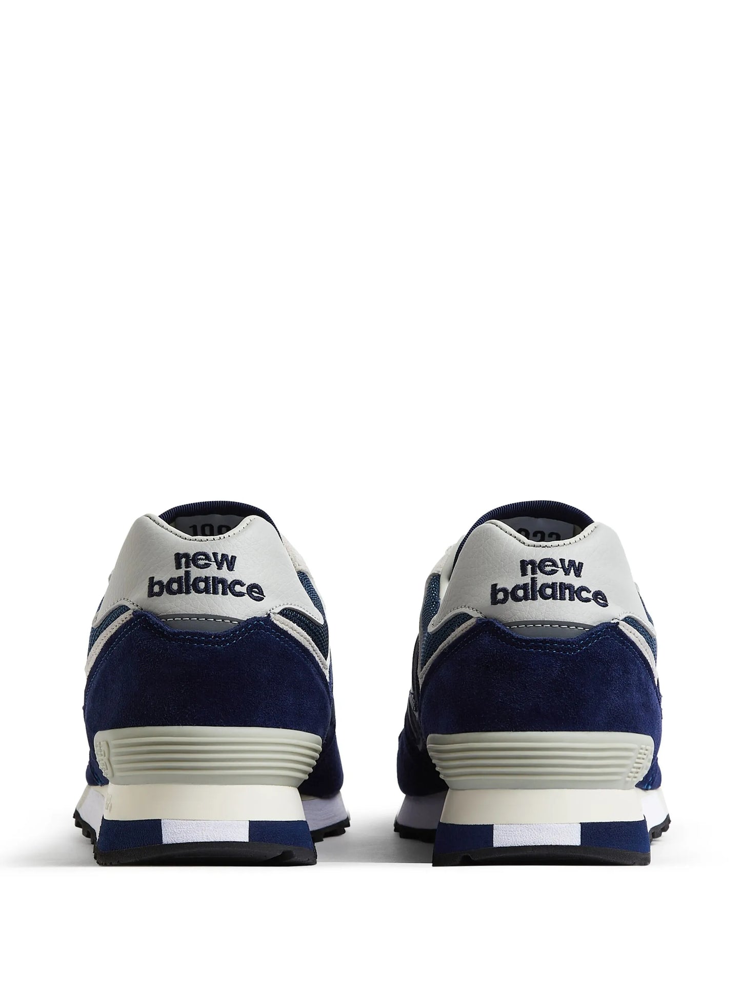 576 low-top sneakers