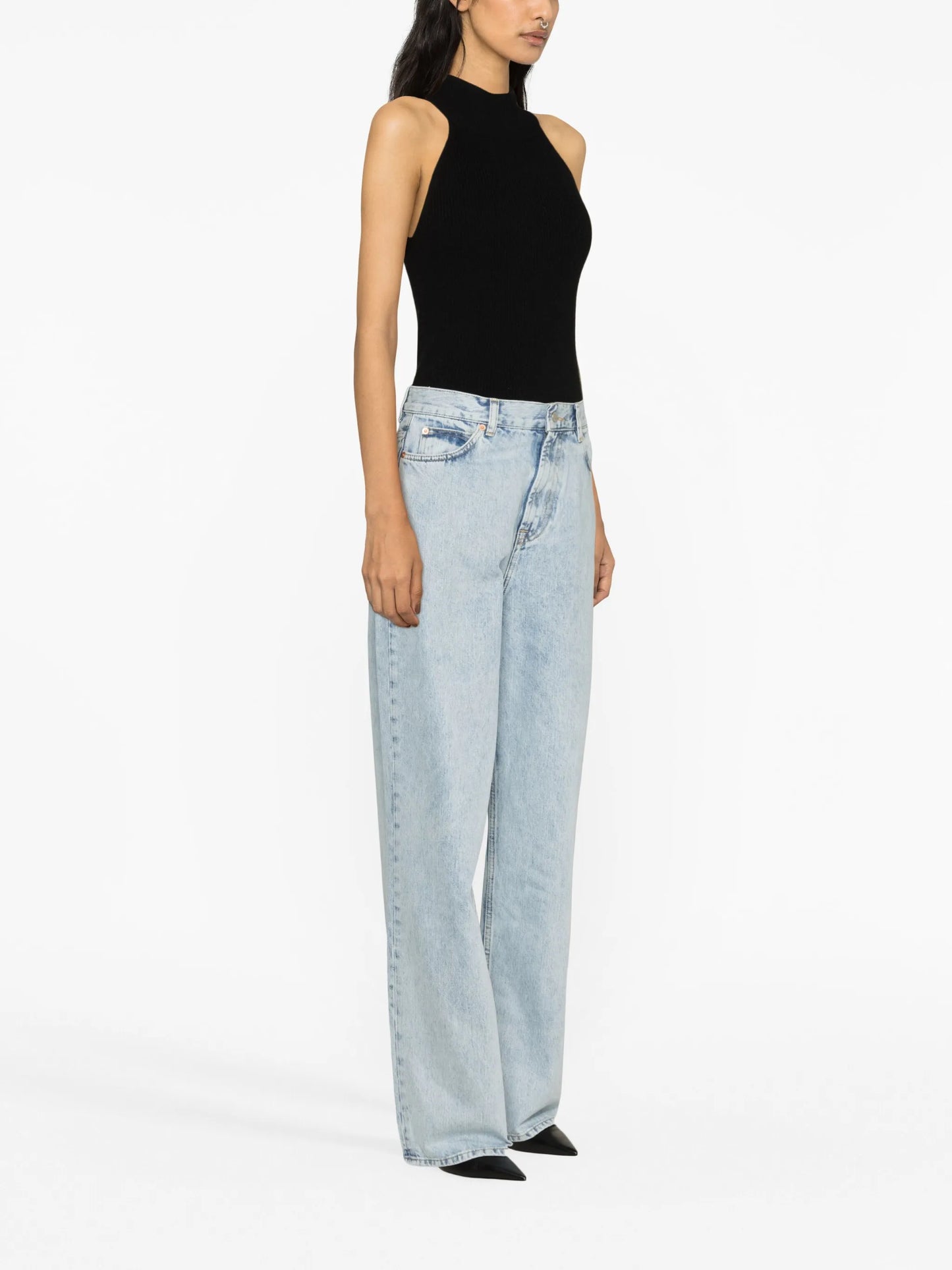 low-rise straight-leg jeans
