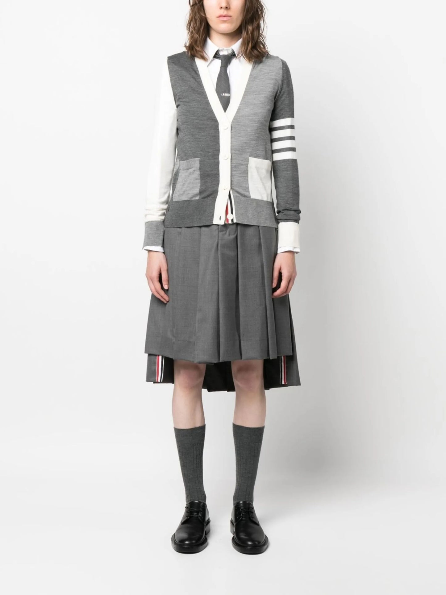 V-neck fine-knit cardigan