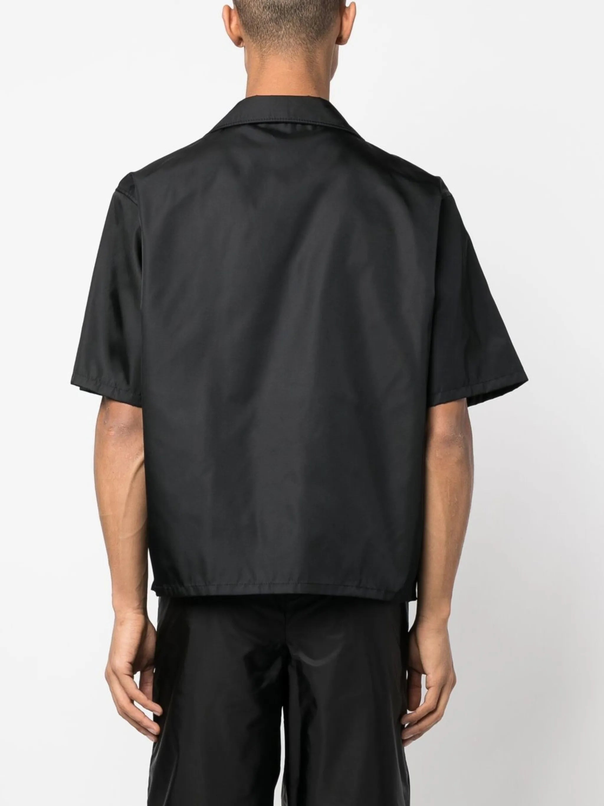 enamel triangle-logo shirt