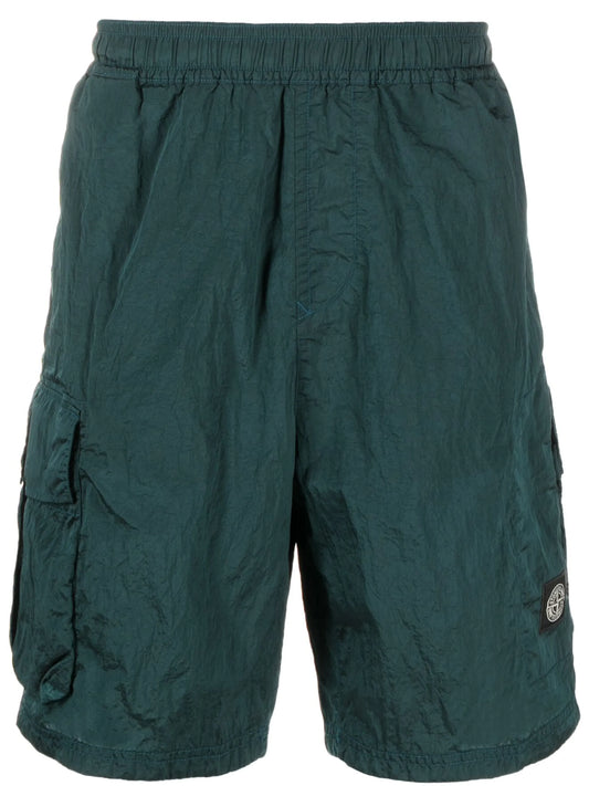 crease-effect cargo shorts
