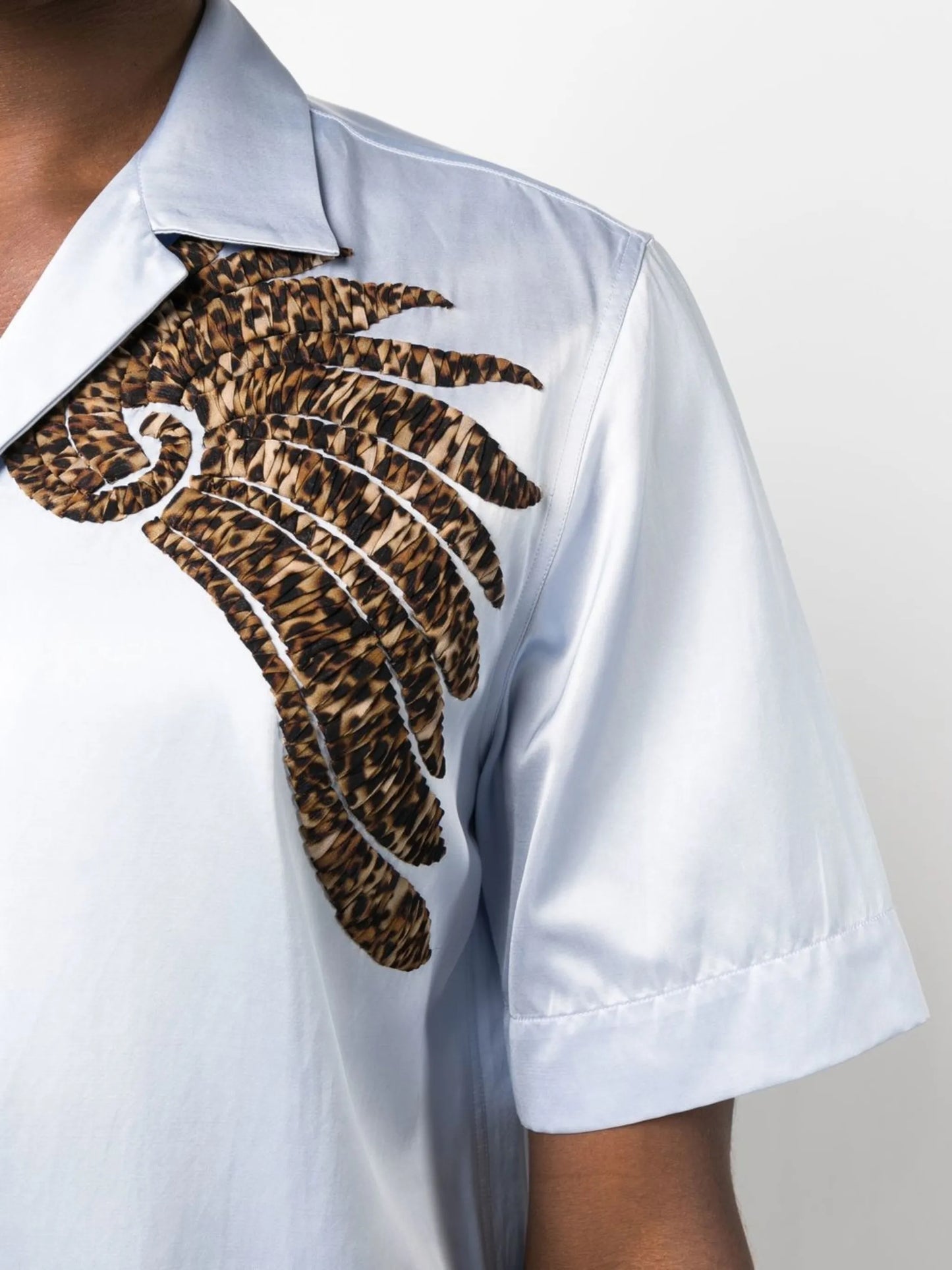 embroidery-appliqué short-sleeved shirt