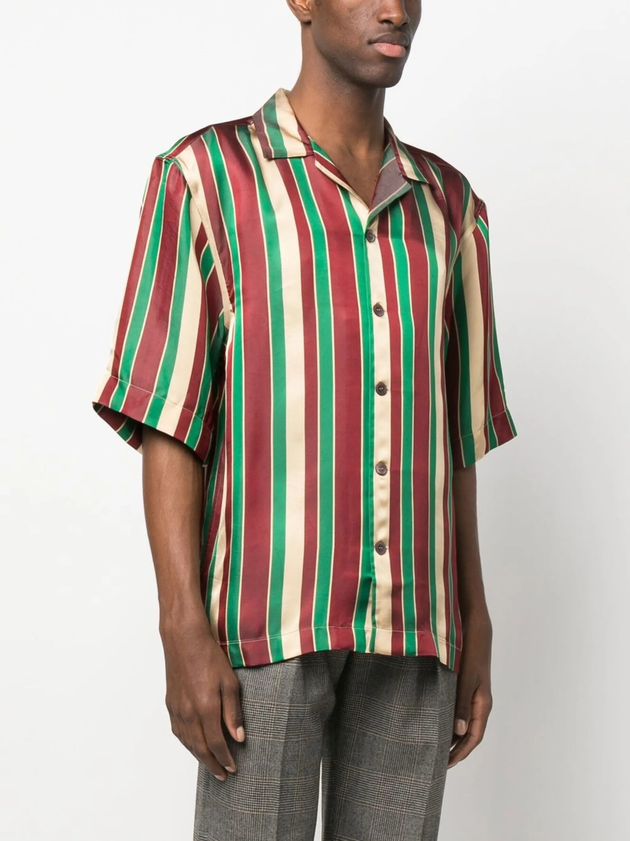vertical-stripe short-sleeved shirt