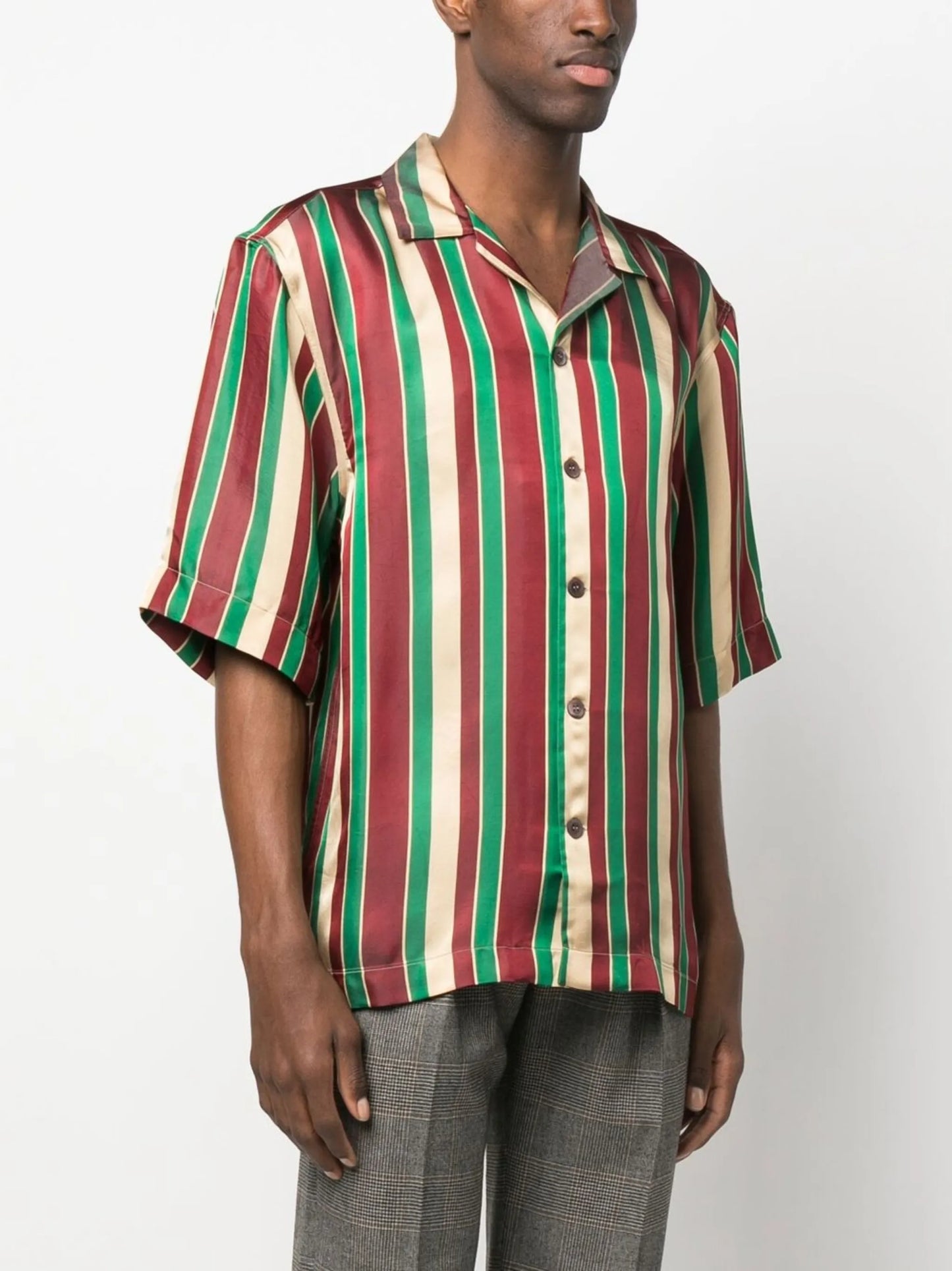 vertical-stripe short-sleeved shirt