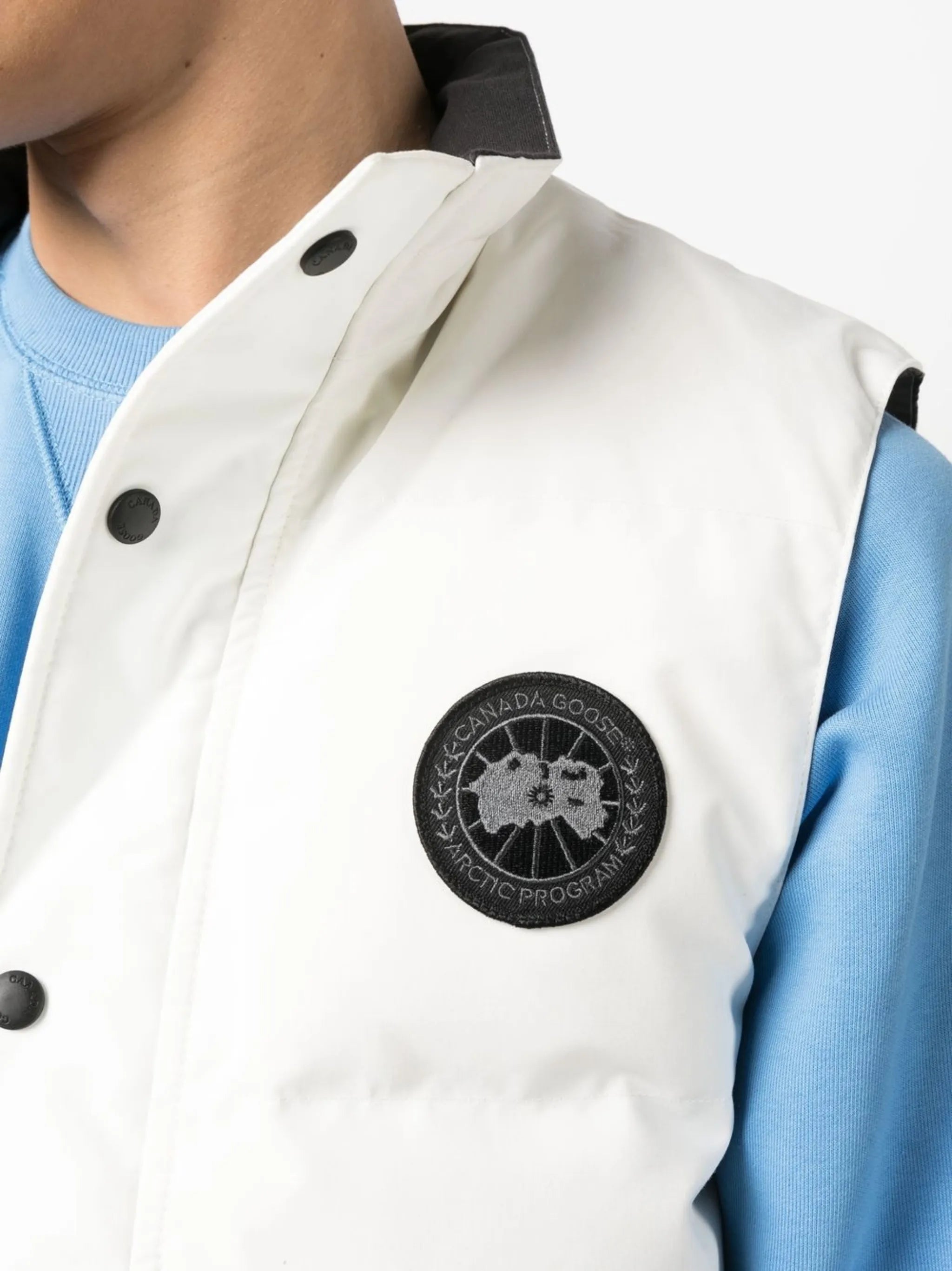 logo-patch padded gilet