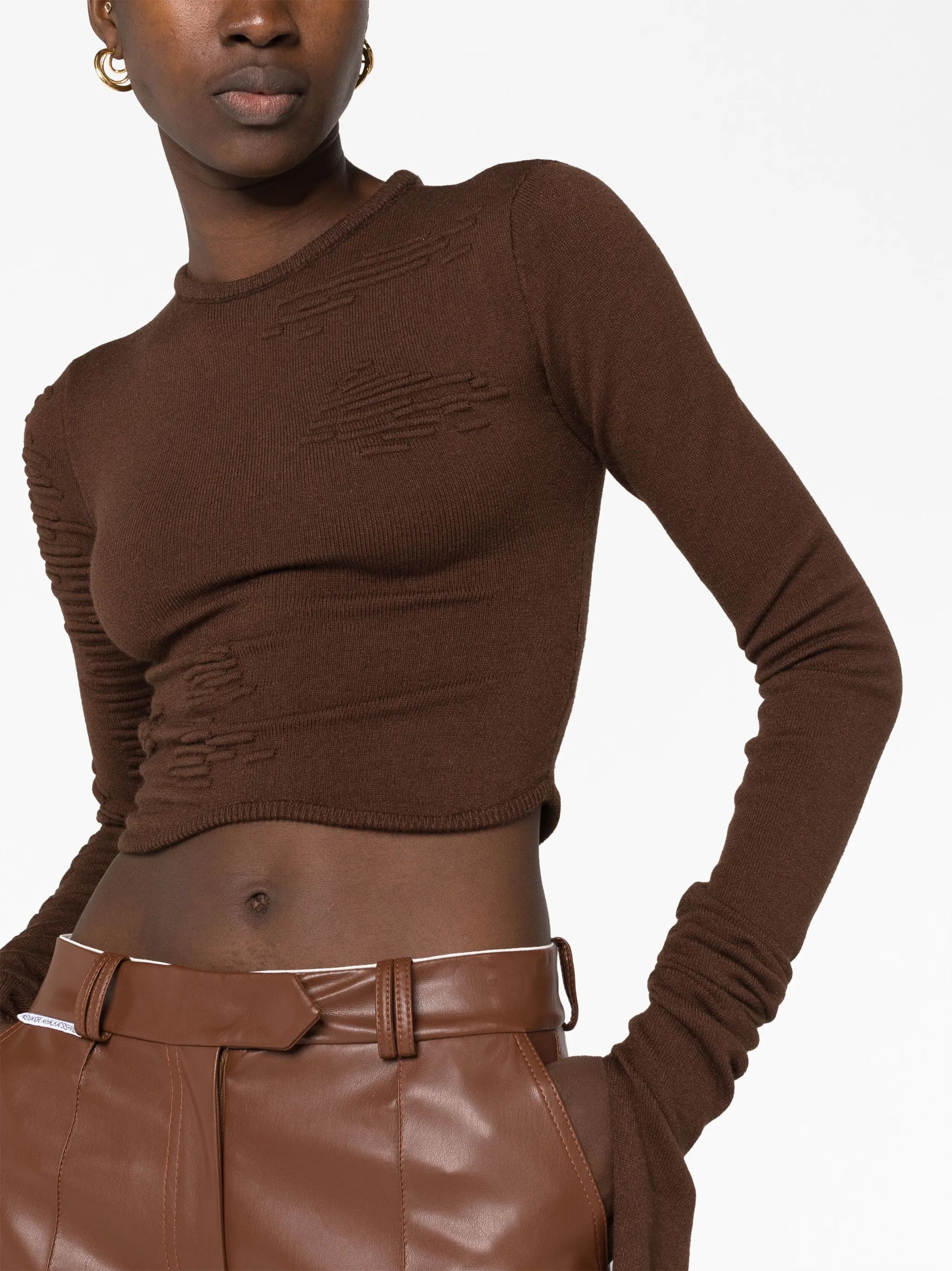 Muscle long-sleeve cropped top
