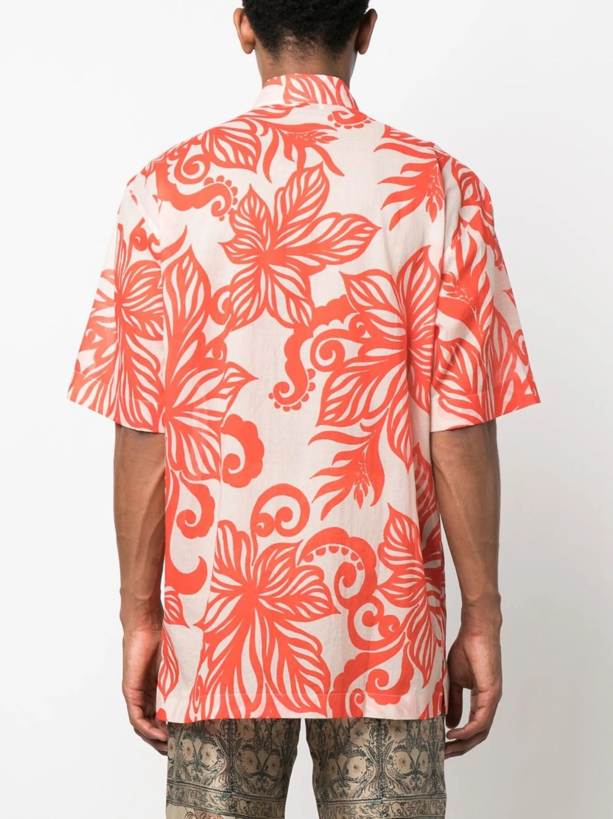 floral-print short-sleeve shirt