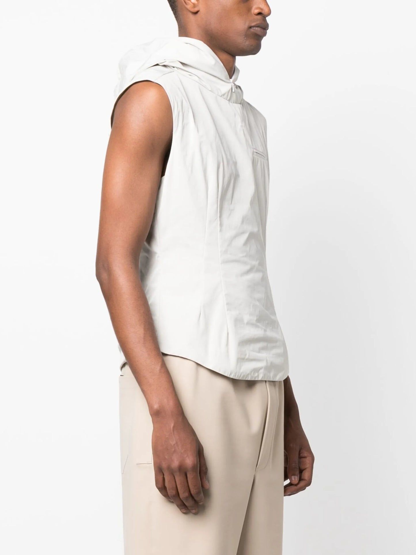 zip-fastening detail hooded vest