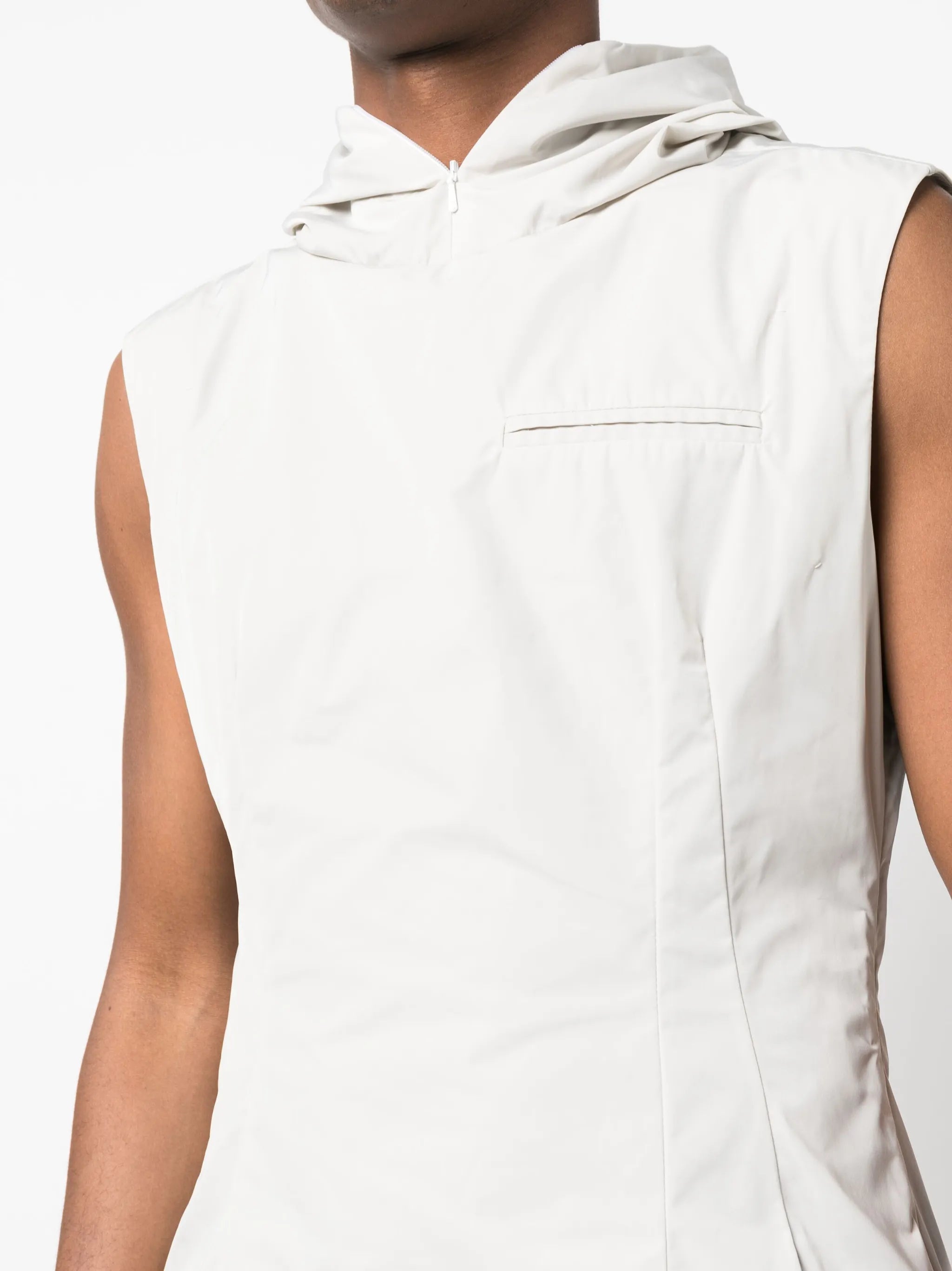 zip-fastening detail hooded vest