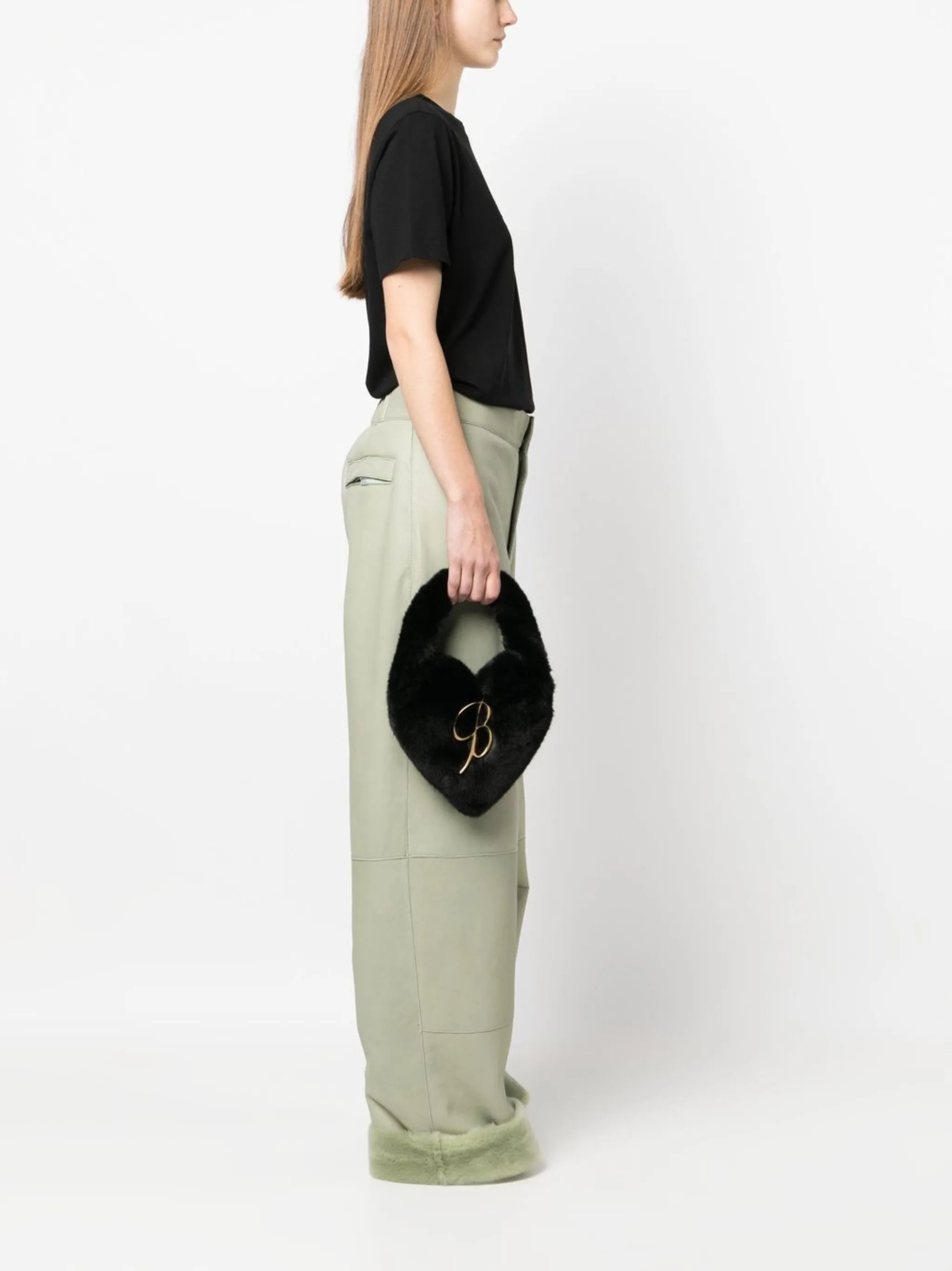 Cutie faux-fur heart bag