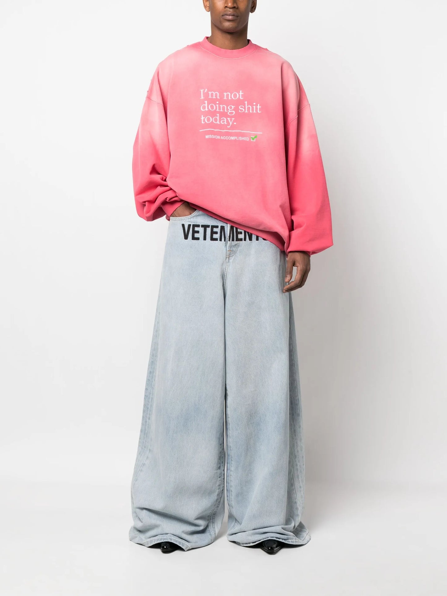 slogan-embroidery cotton sweatshirt