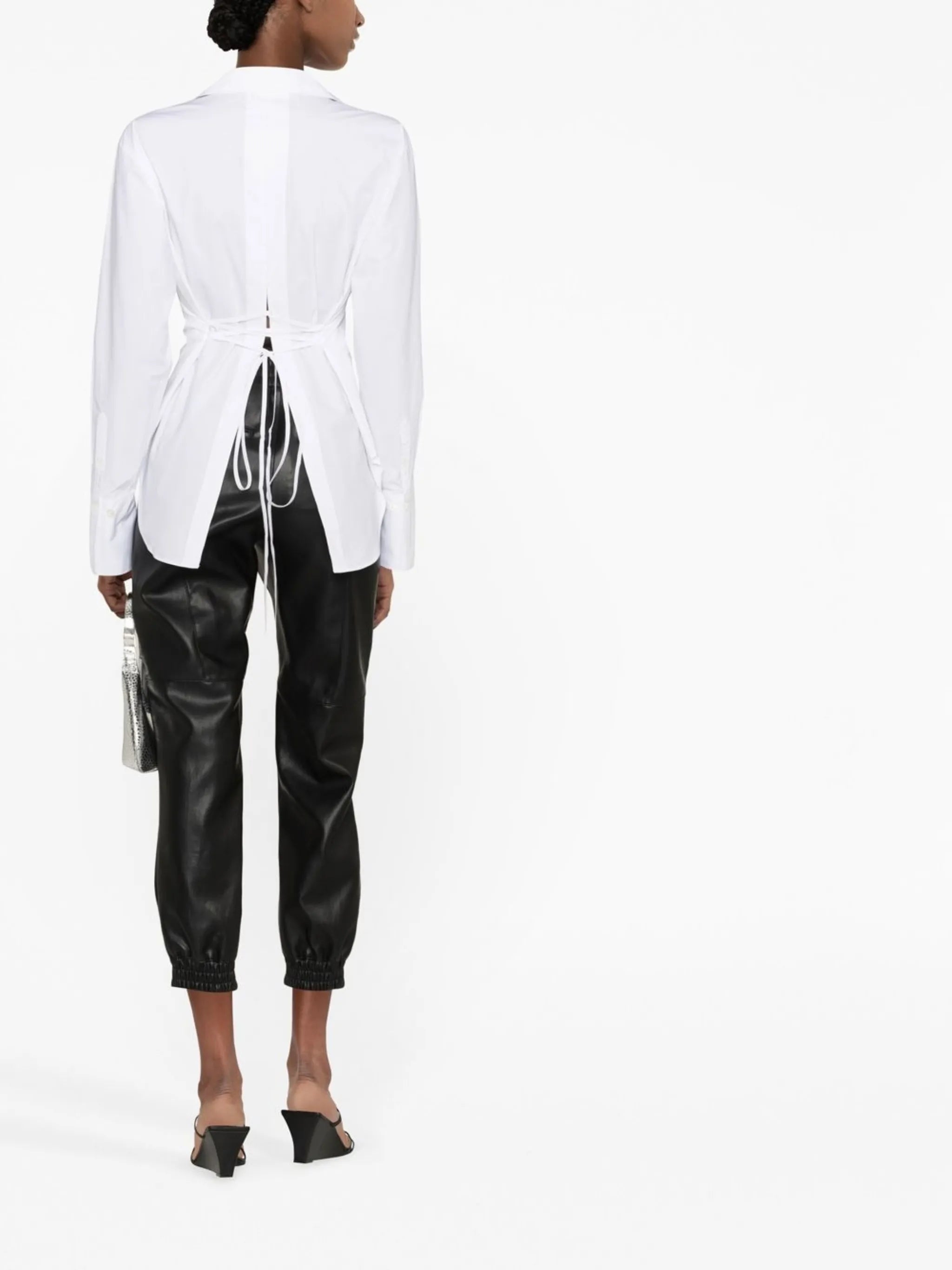 adjusted-waist shirt
