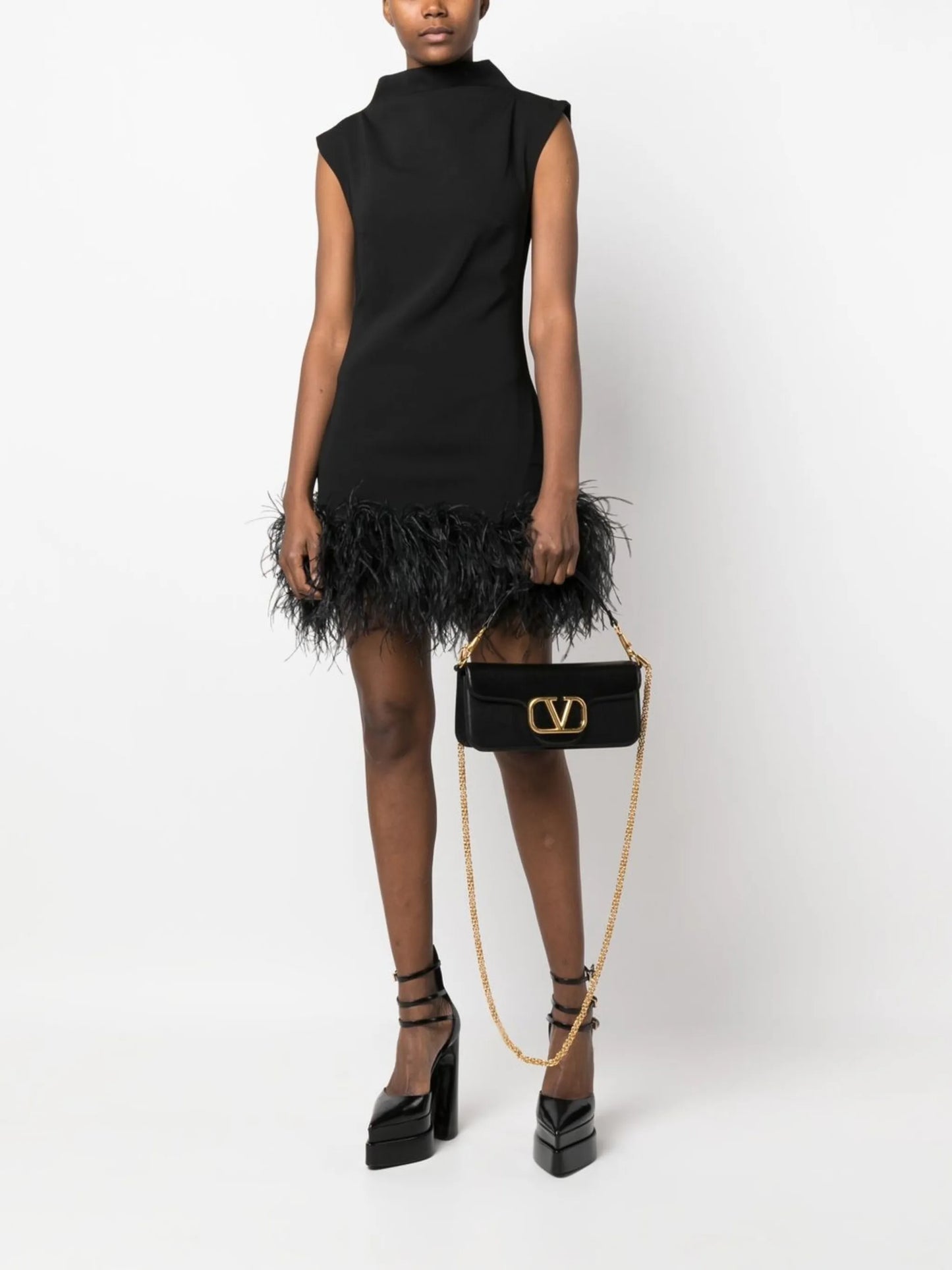 logo-plaque leather shoulder bag