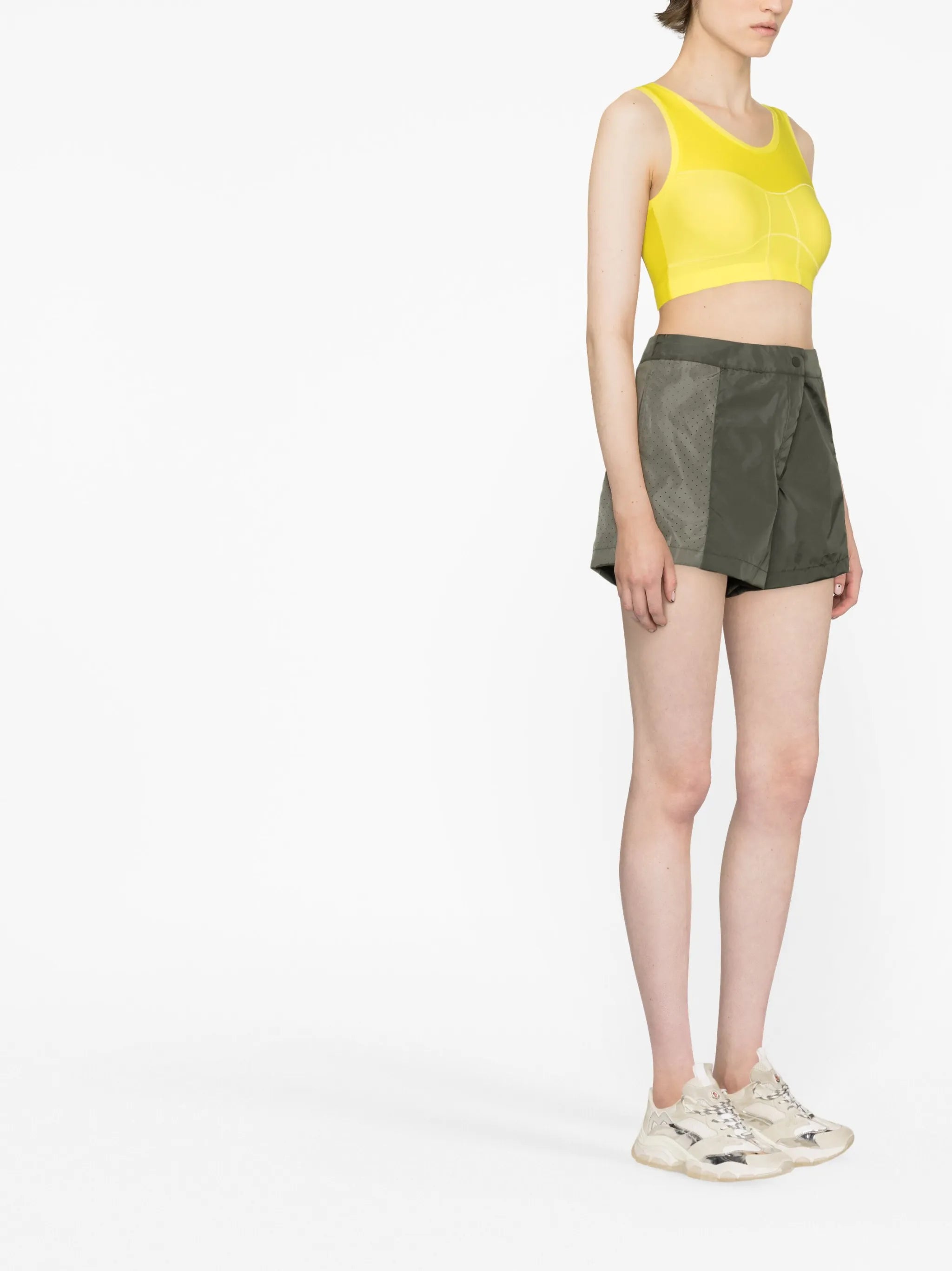 logo-embossed two-tone shorts