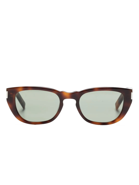 cat-eye tortoiseshell sunglasses