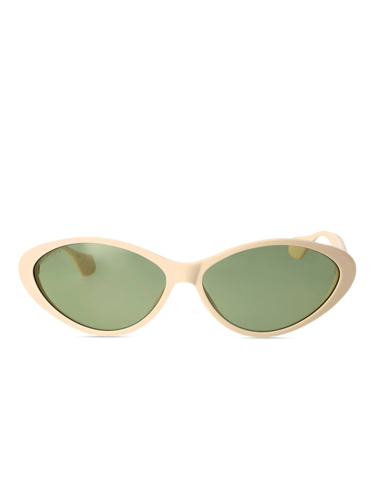 cat-eye frame sunglasses