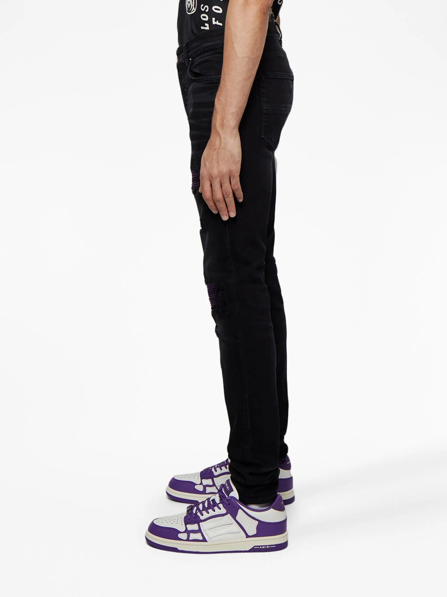 MX1 distressed skinny jeans