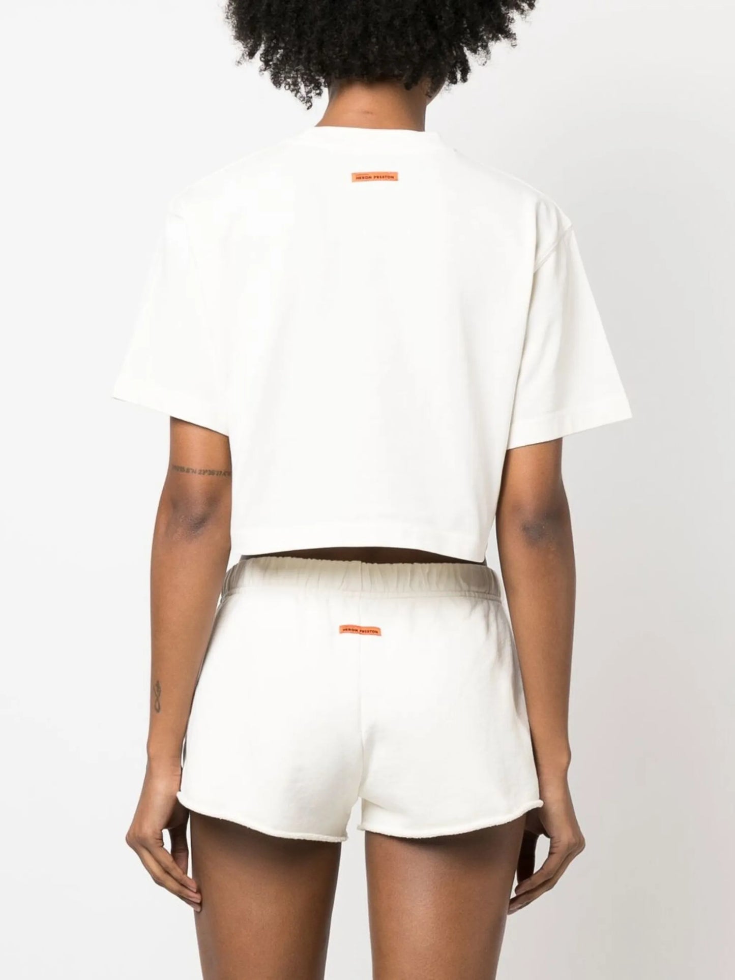 embroidered-logo cropped T-shirt