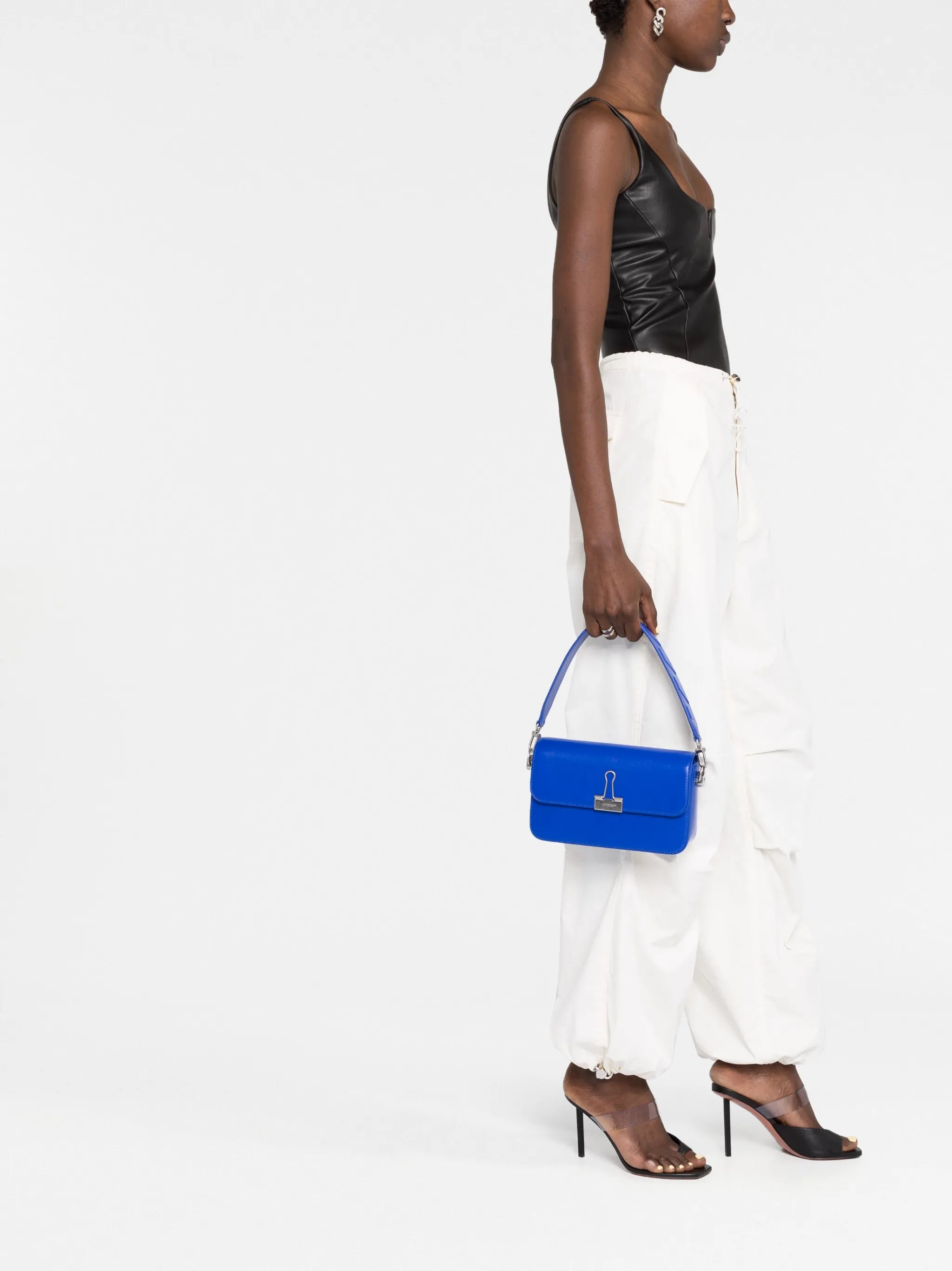 Binder shoulder bag