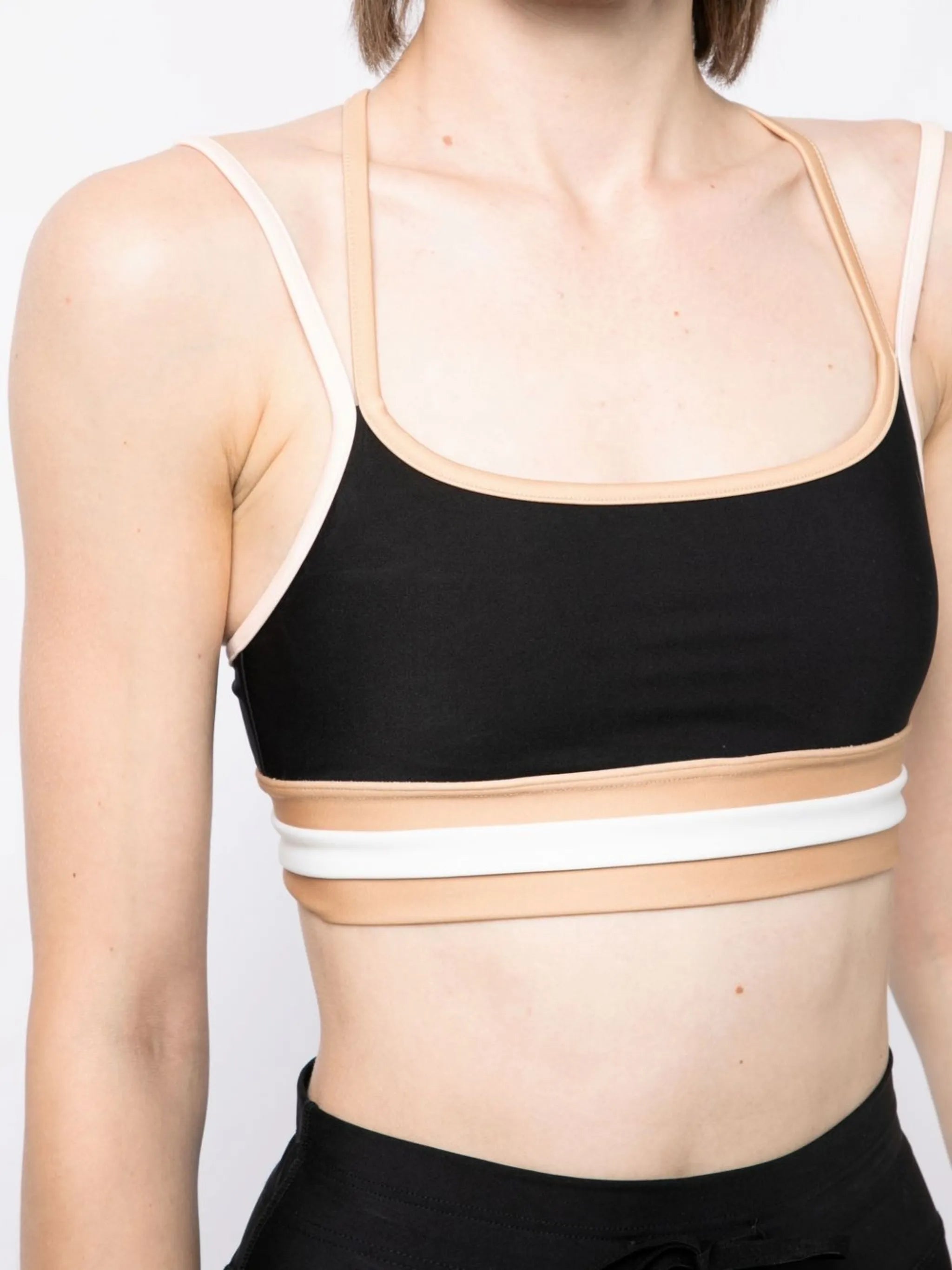 Tempo contrasting-trim top