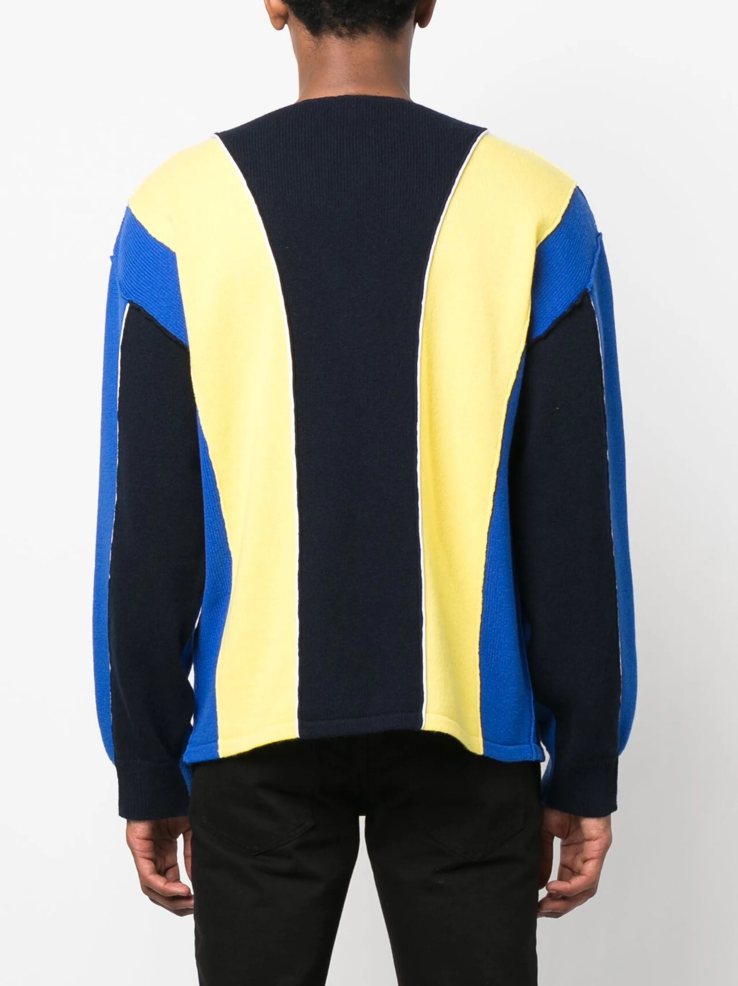 zip-fastening knitted cardigan