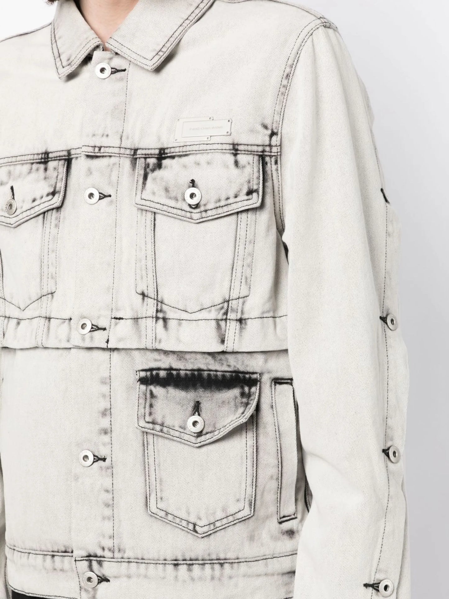 multiple-pocket detail denim jacket