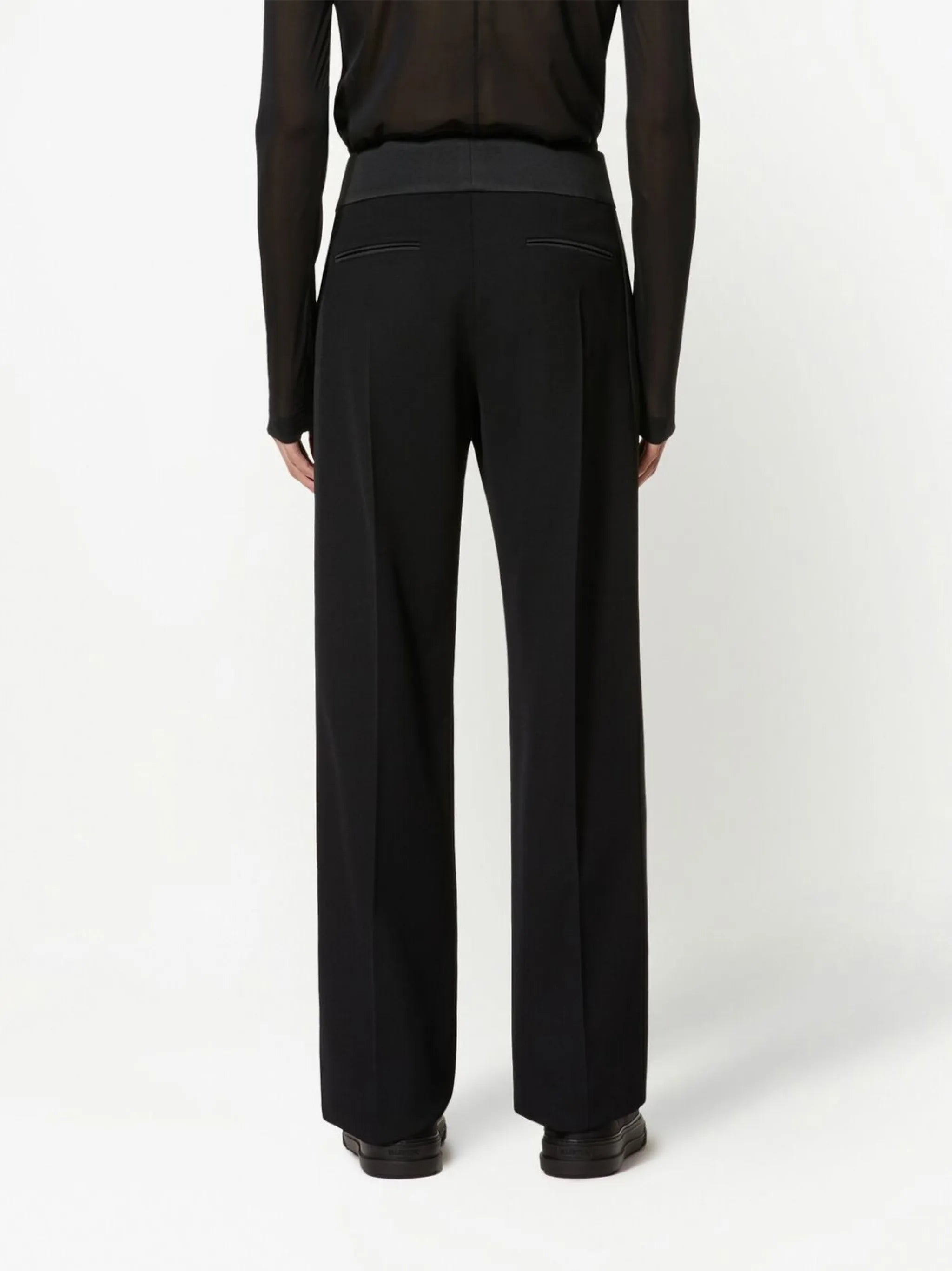 contrasting-waistband straight-leg trousers