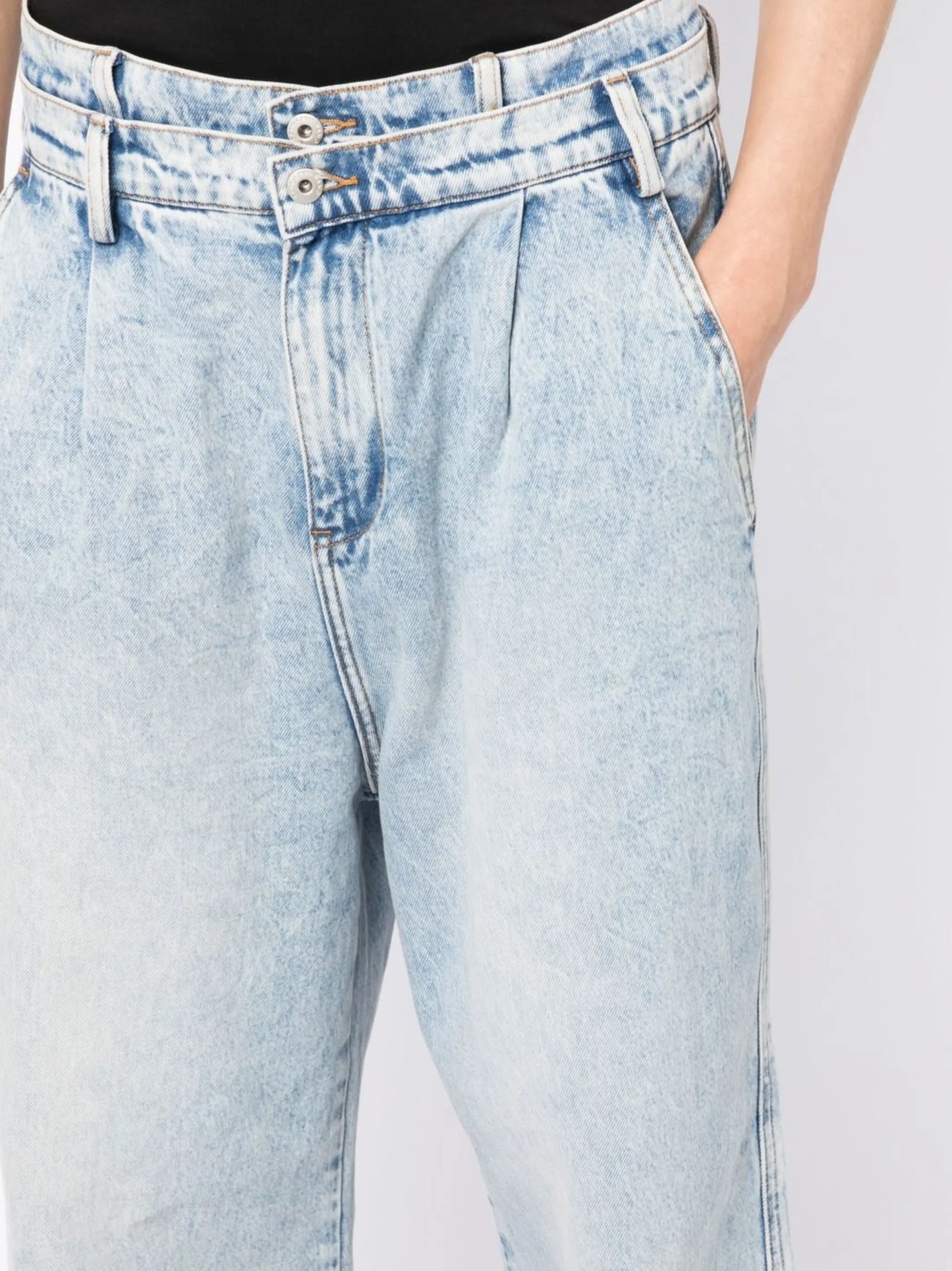 wide-leg denim jeans