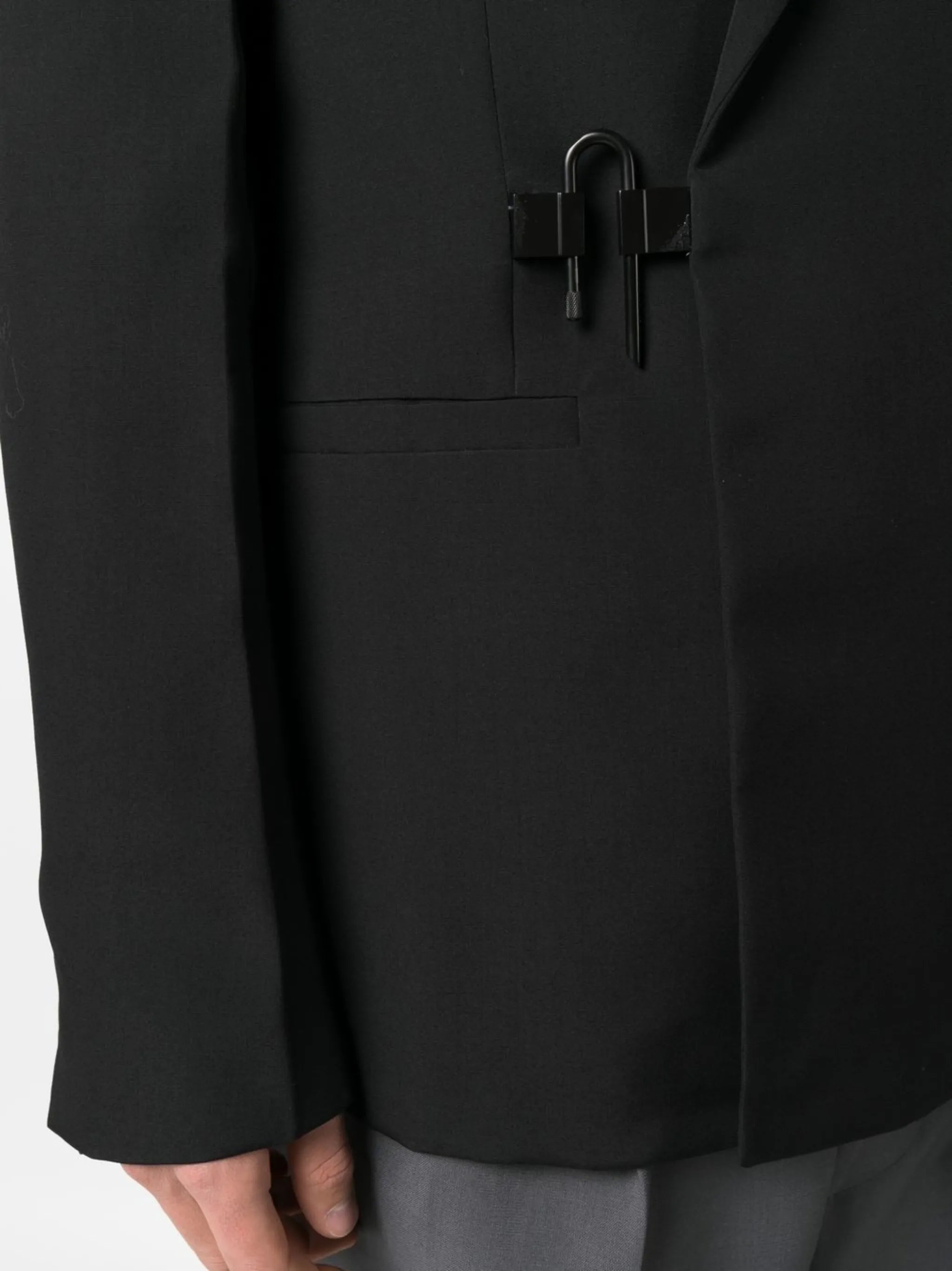 off-centre button fastening blazer