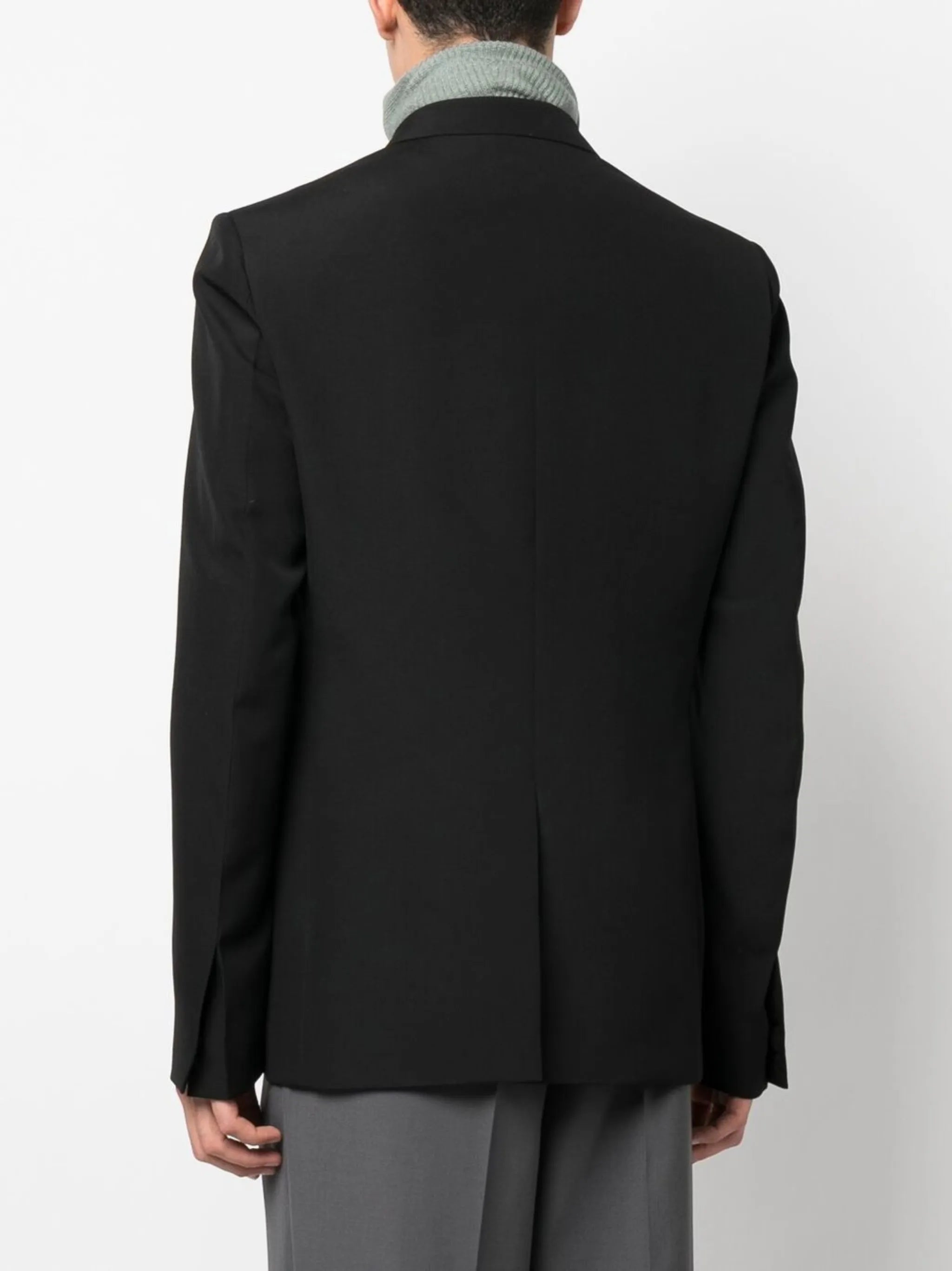 off-centre button fastening blazer