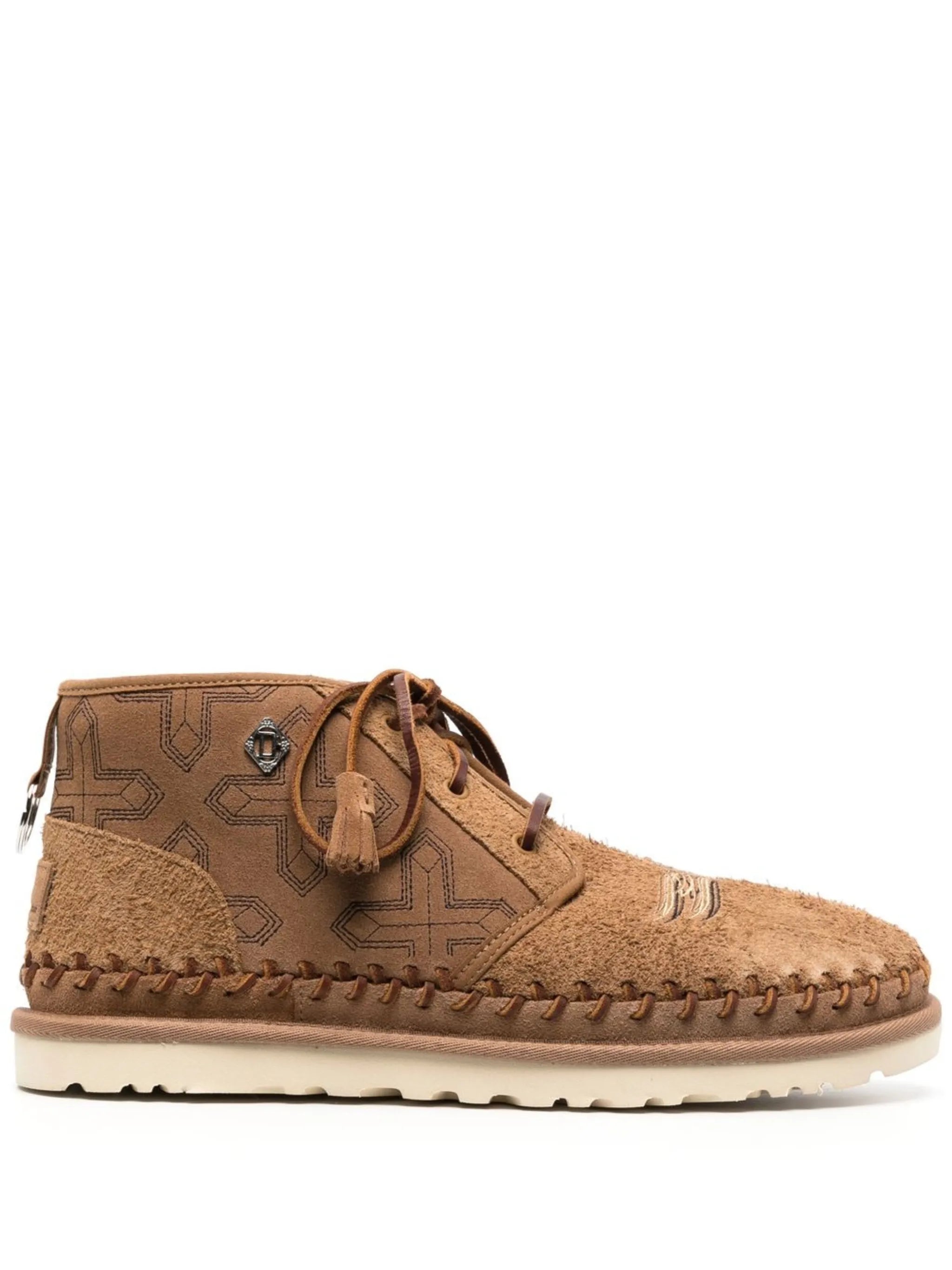 x COTD lace-up ankle boots