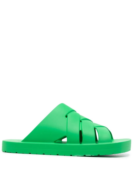 Parakeet crossover strap slides