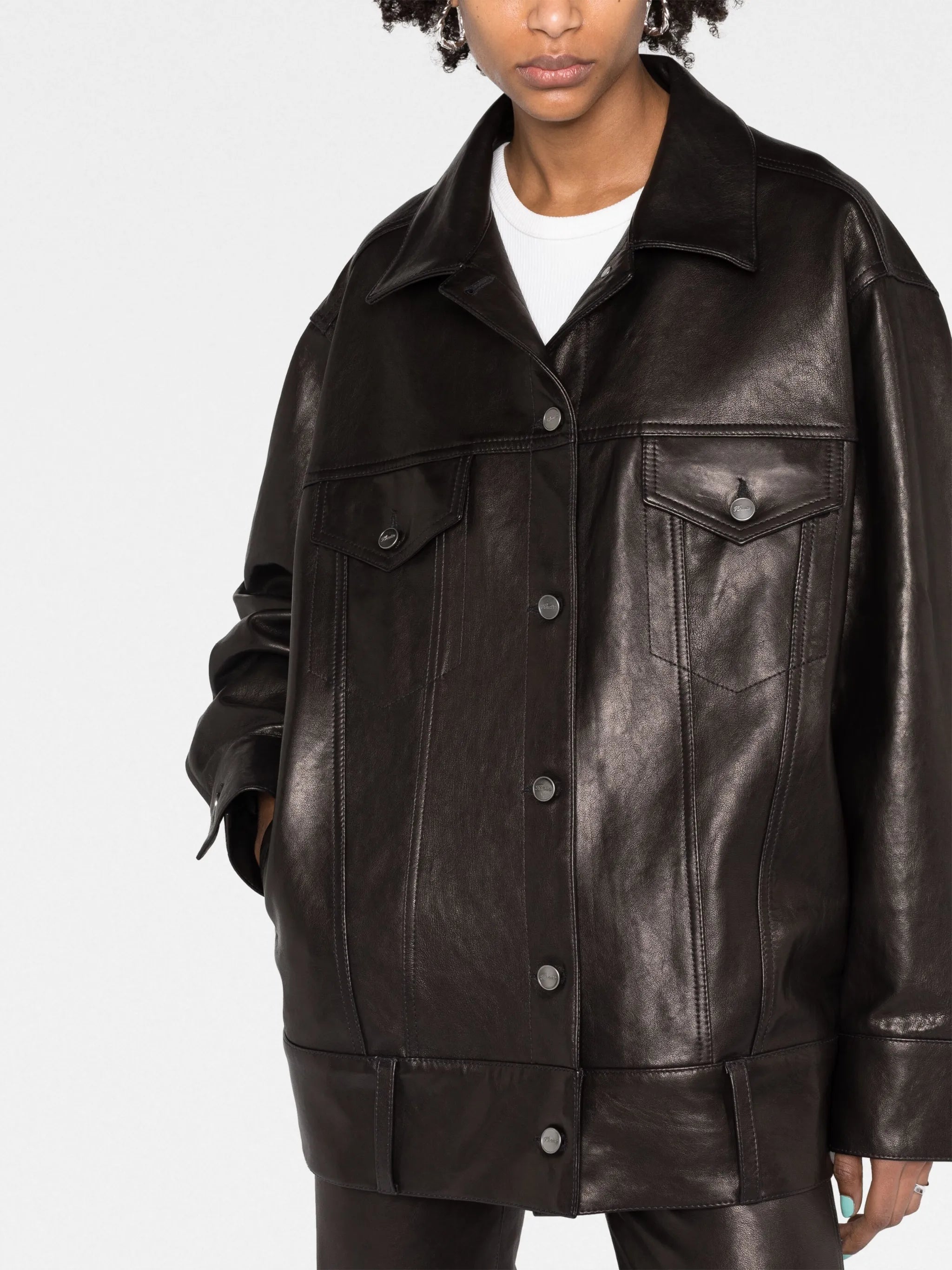 polished-finish button-fastening jacket