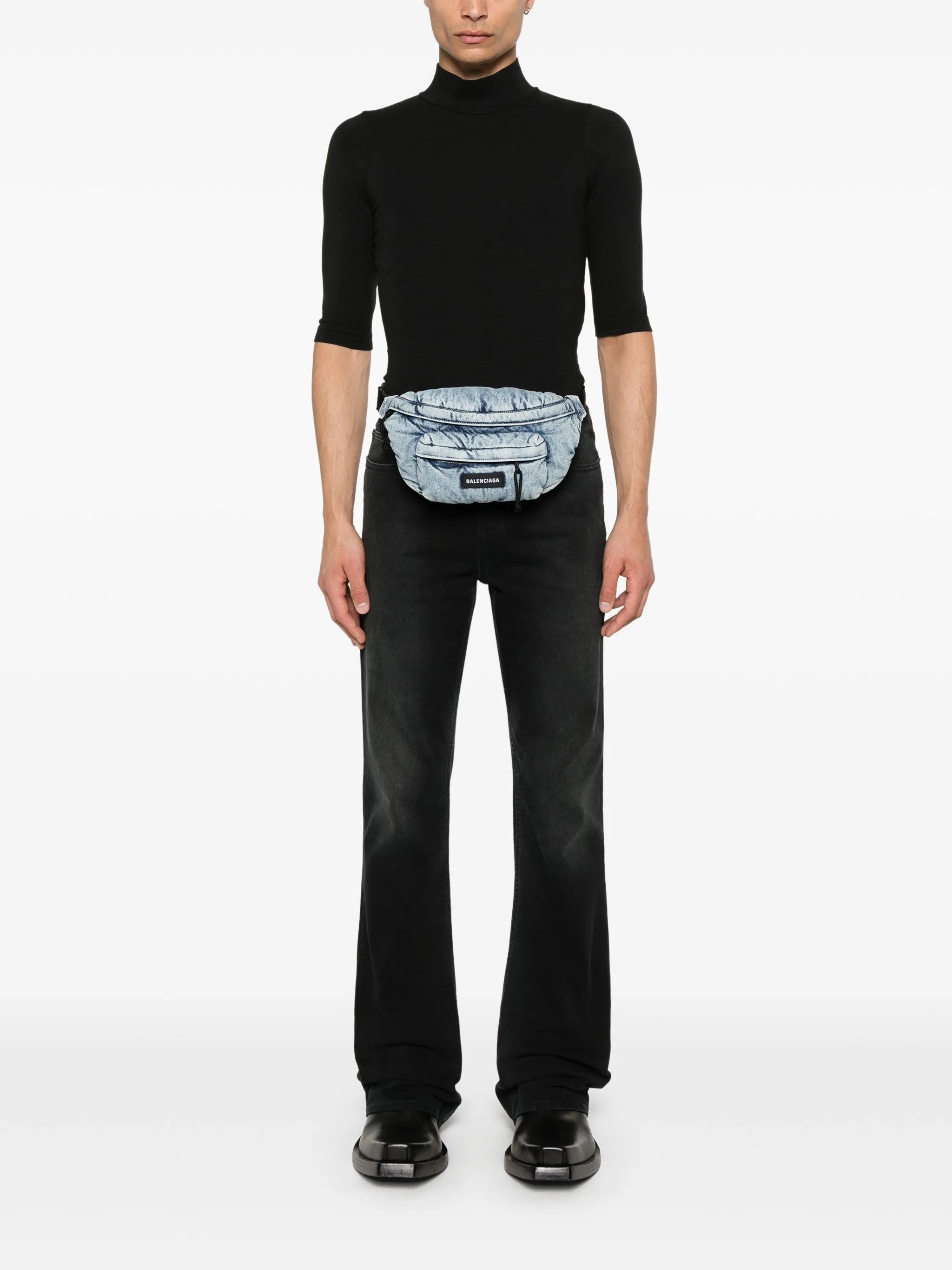 Explorer belt bag