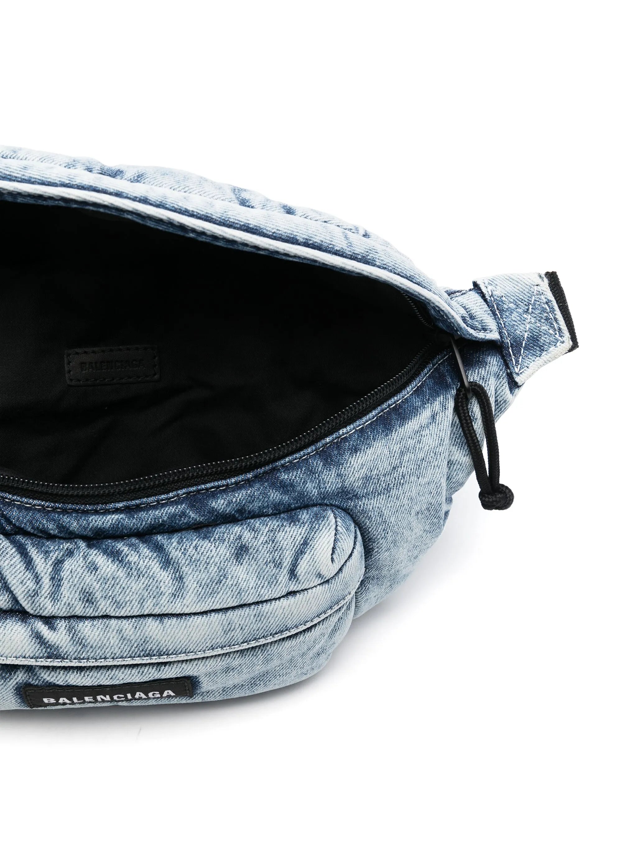 Explorer belt bag