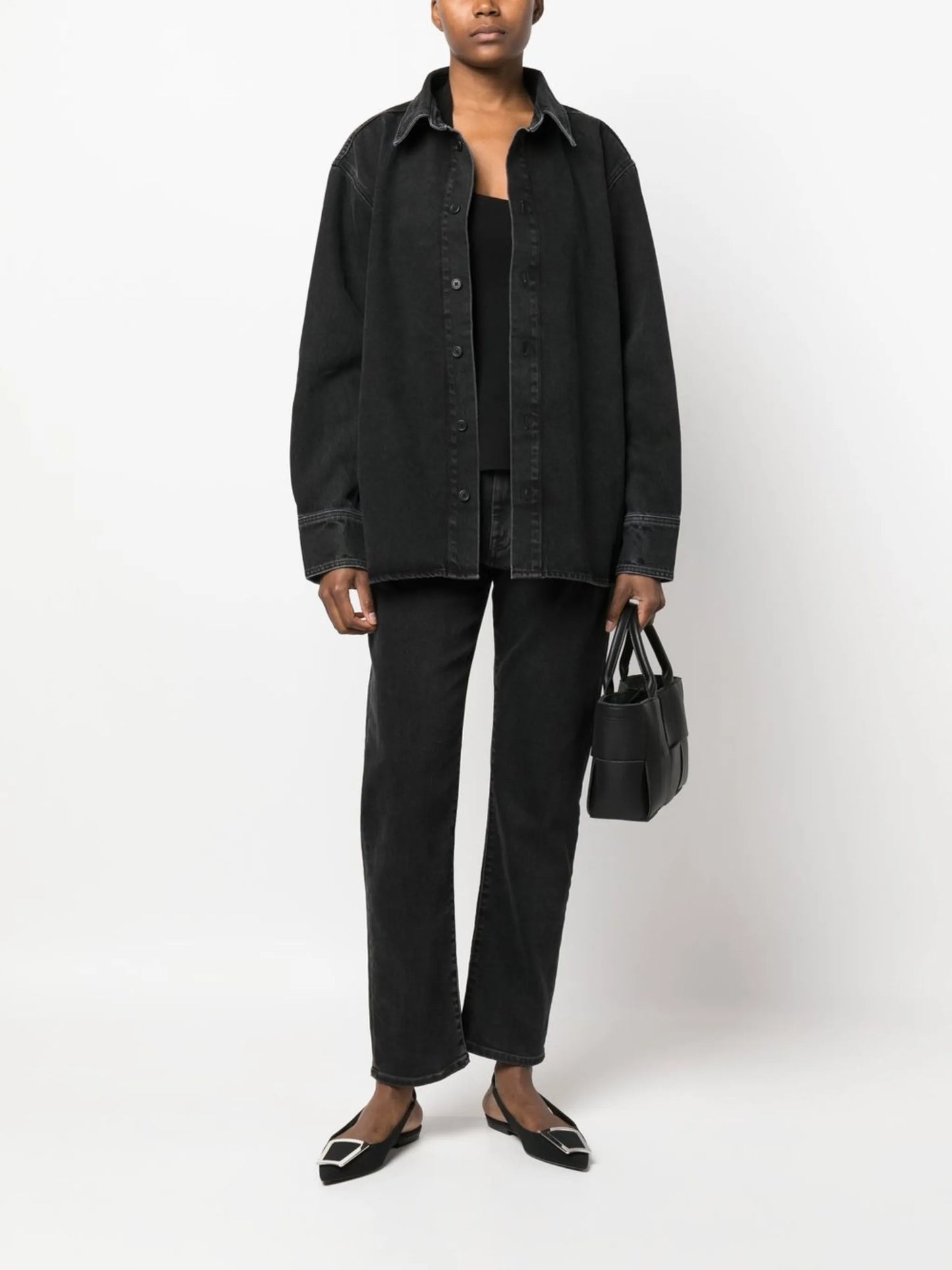 oversized-cut long-sleeved shirt