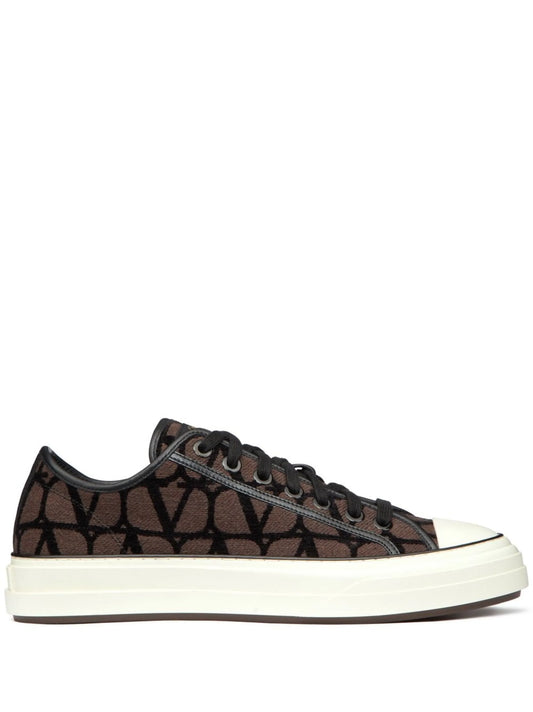 Toile Iconographe Totaloop sneakers