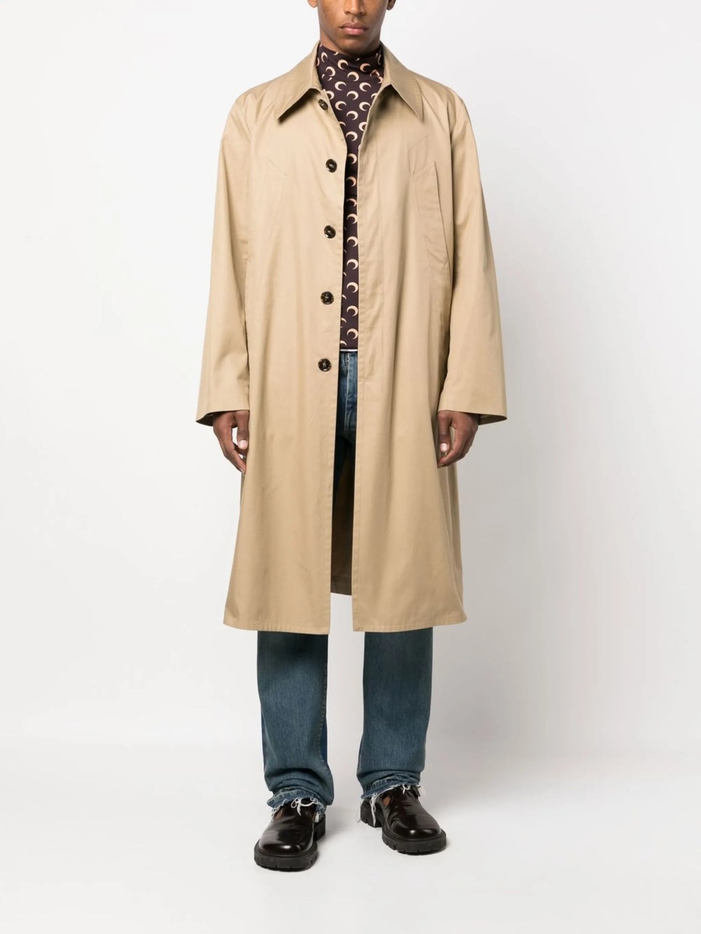 single-breasted trench coat