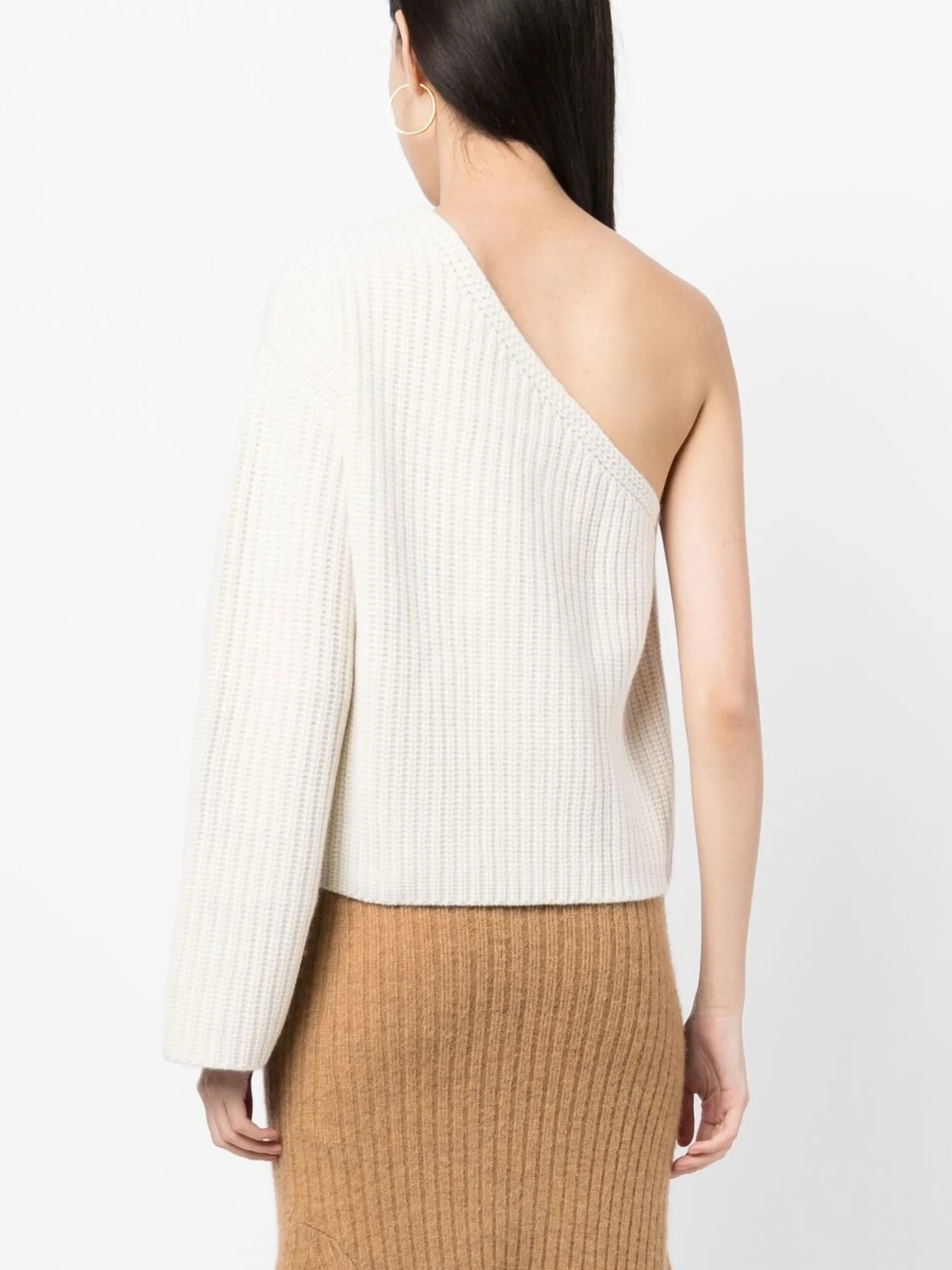 The Margit one-shoulder jumper