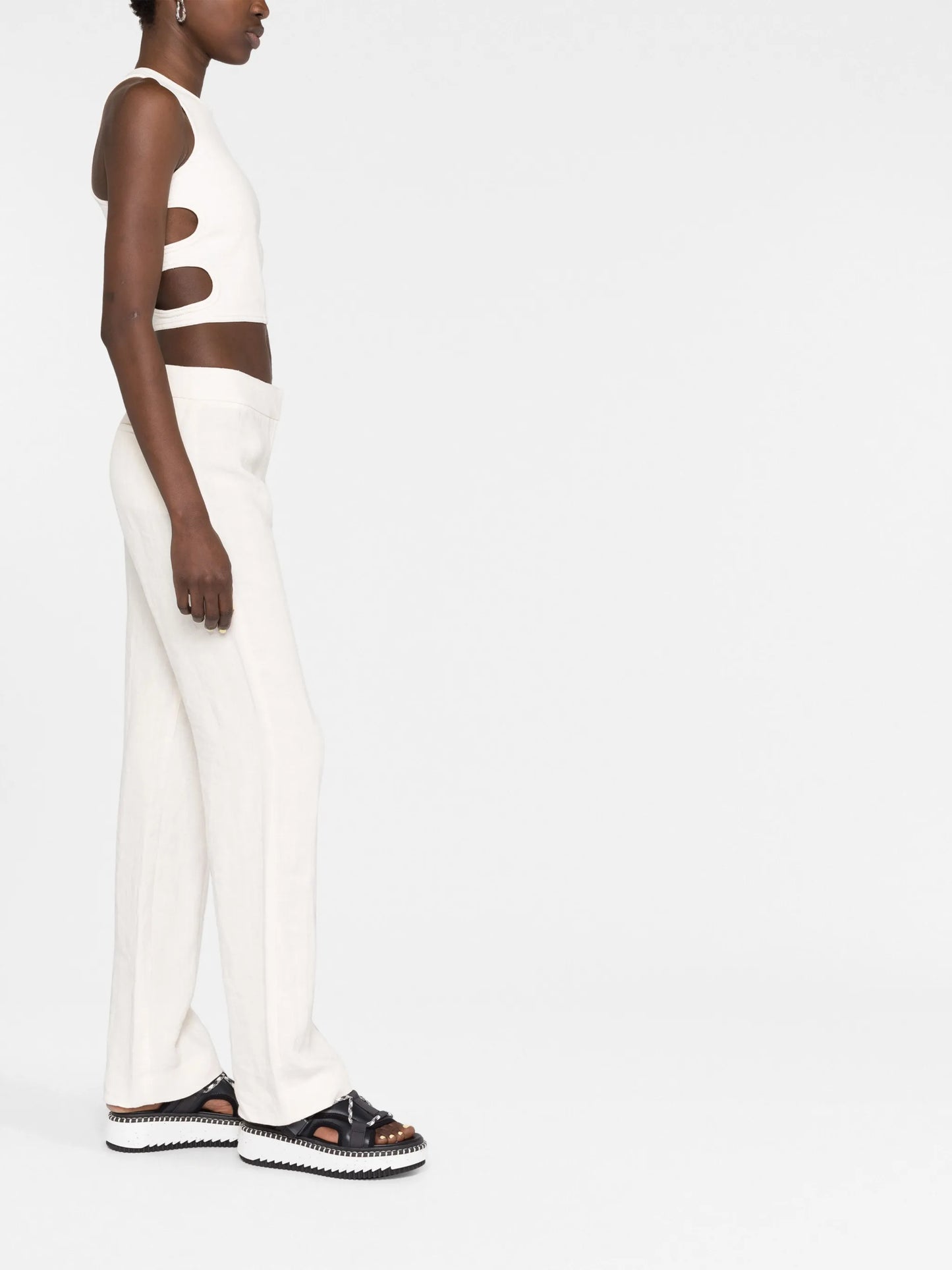 cut-out sleeveless cropped top