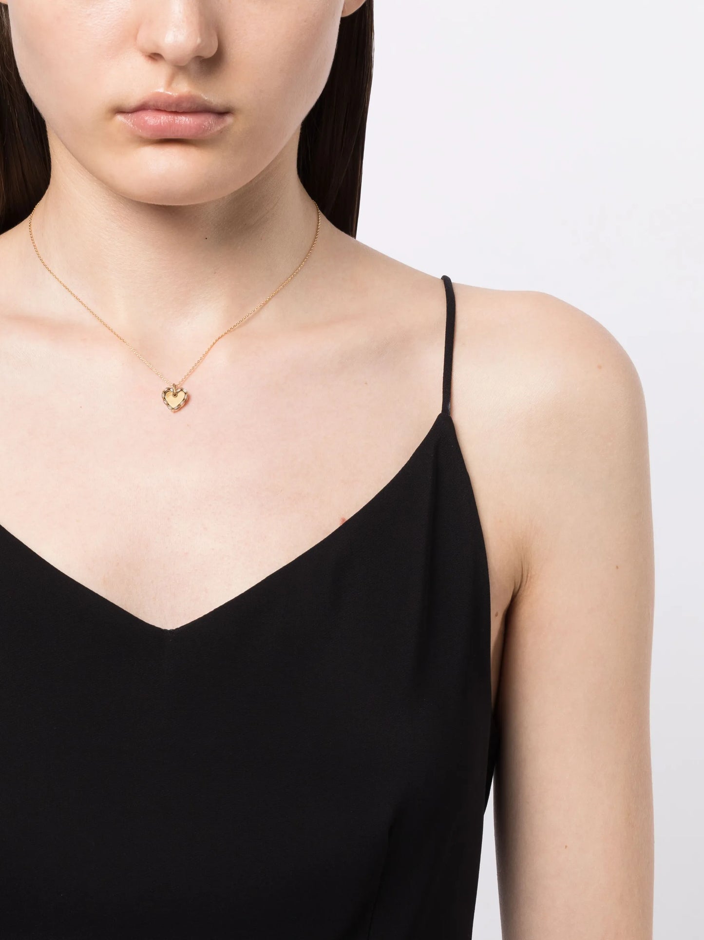 18kt yellow gold pendant necklace